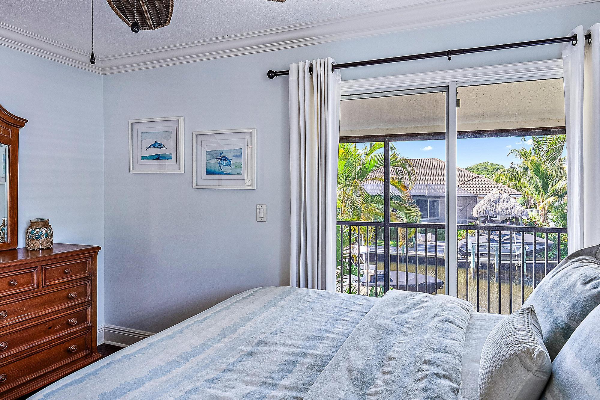 8872 SE North Passage Way