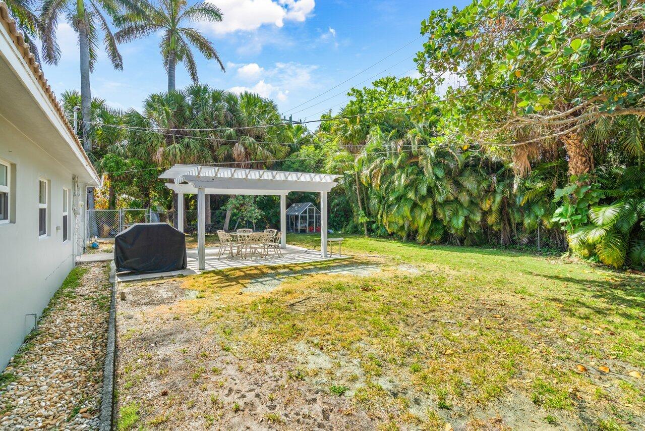 625 Lakeside Harbor