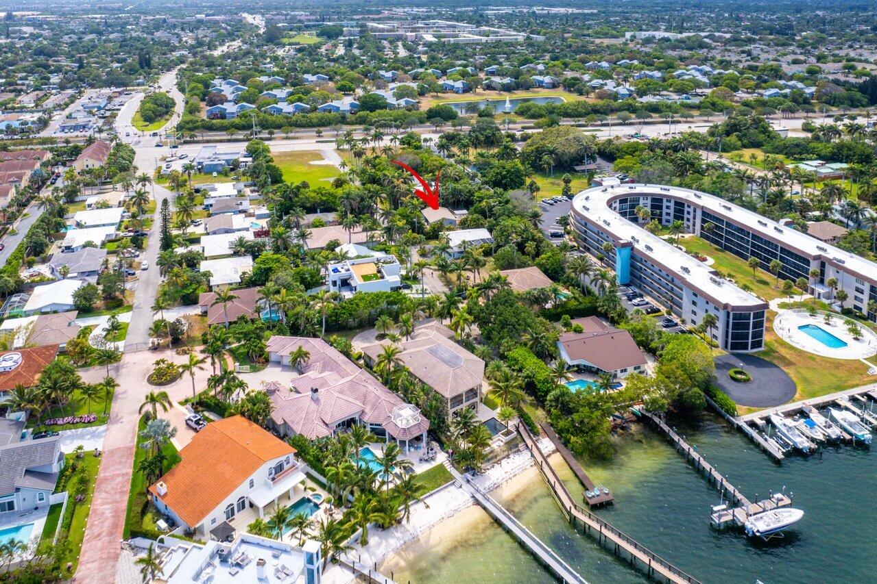 625 Lakeside Harbor