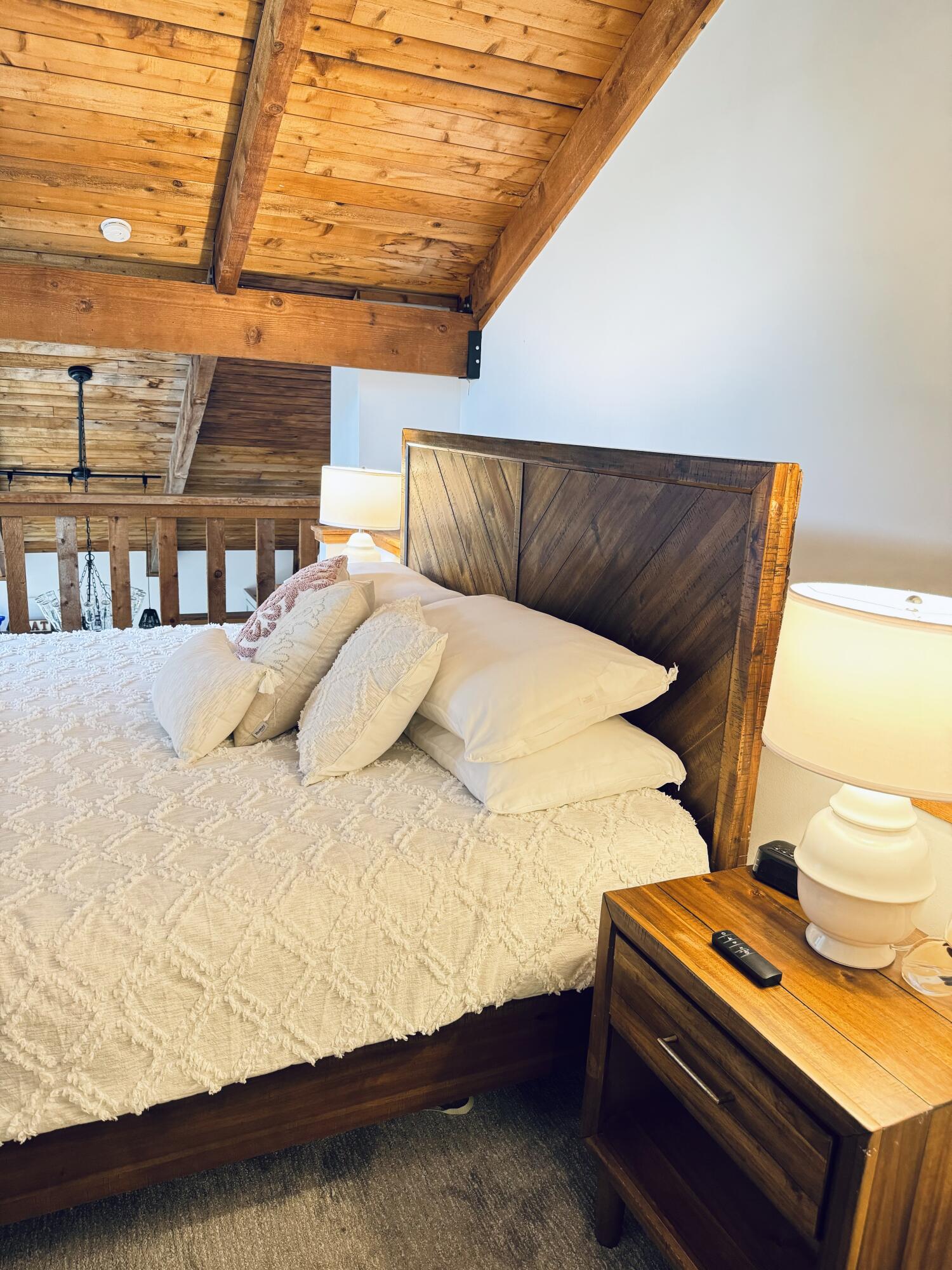 1605 S Us Highway 1 1h