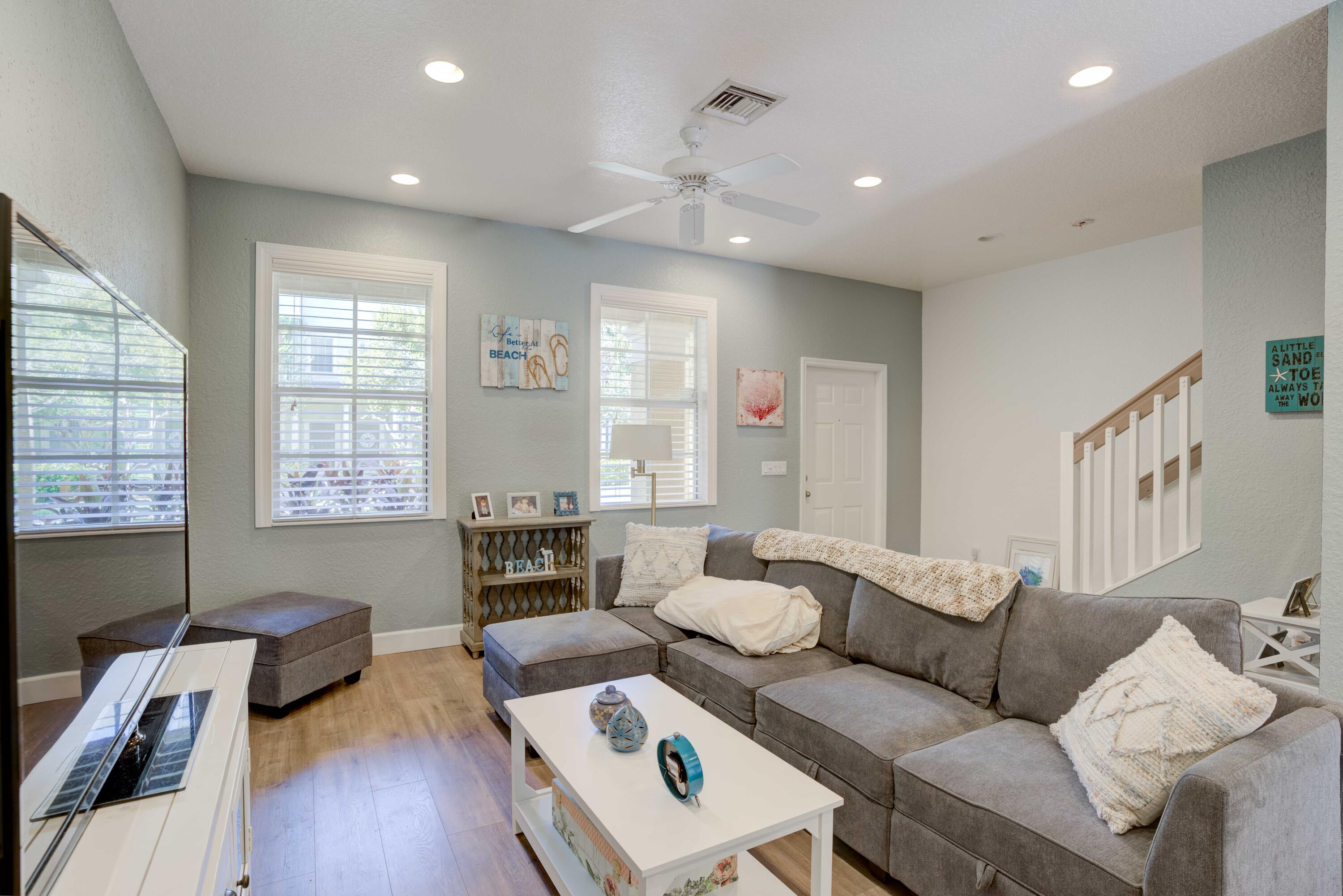 110 E Pigeon Plum Drive 106