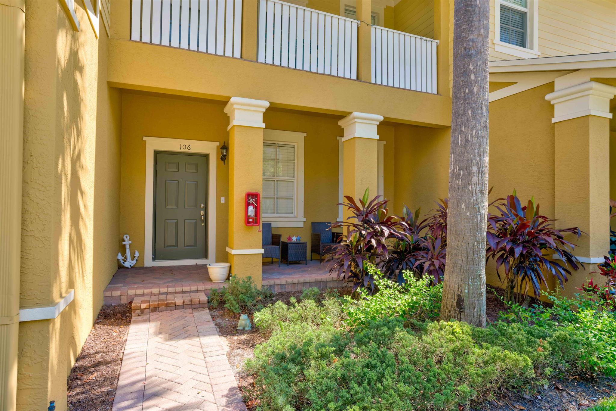 110 E Pigeon Plum Drive 106