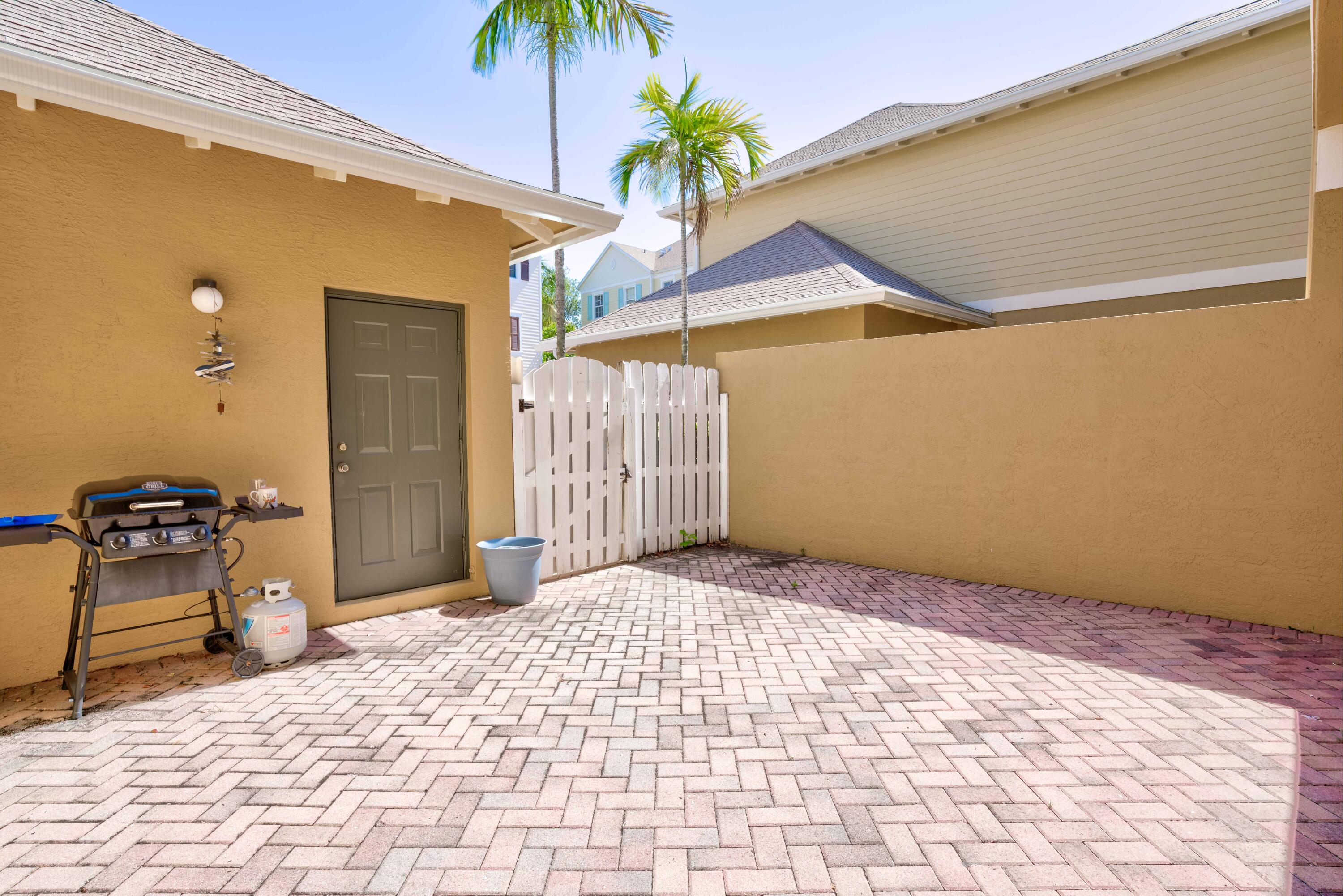 110 E Pigeon Plum Drive 106