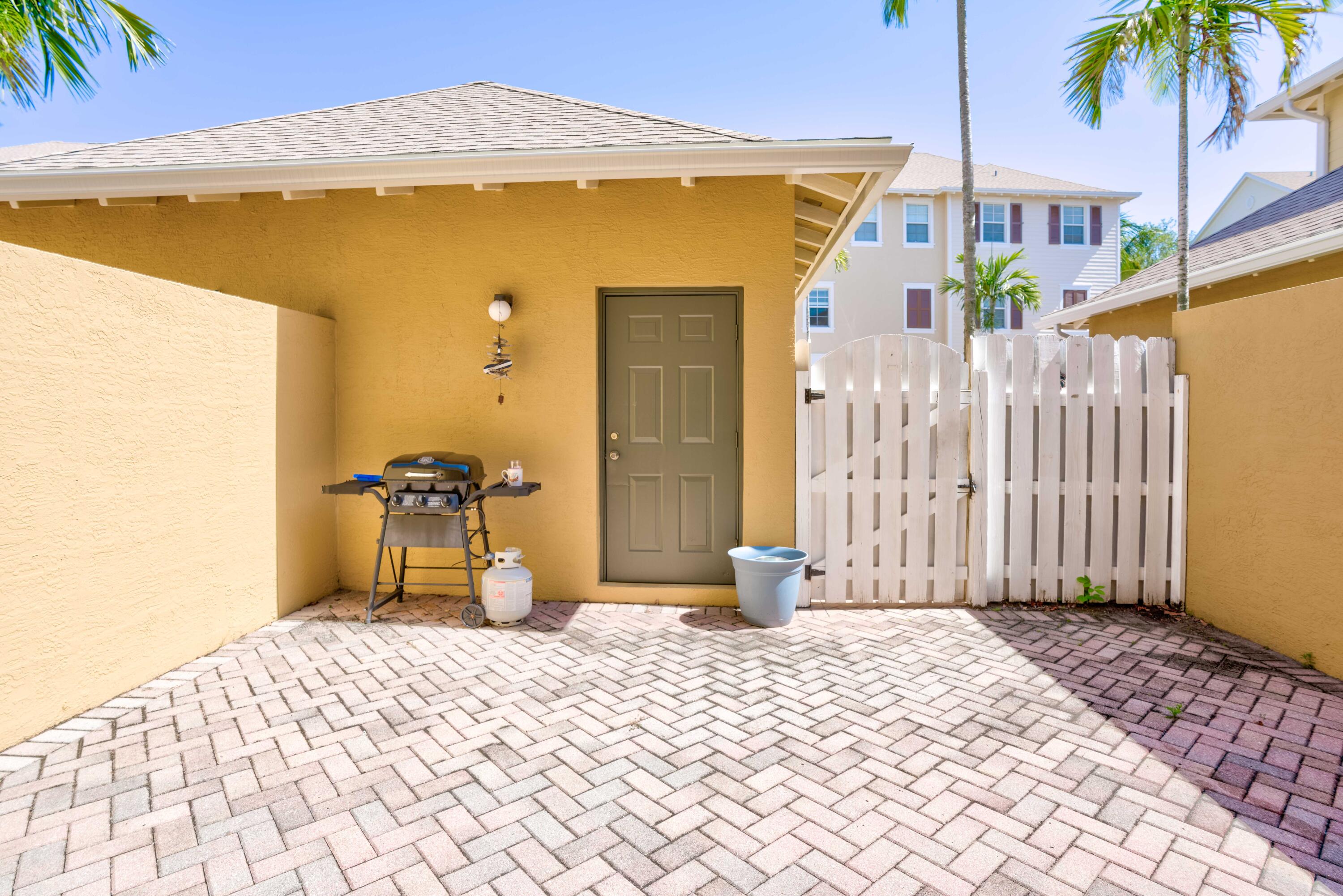 110 E Pigeon Plum Drive 106