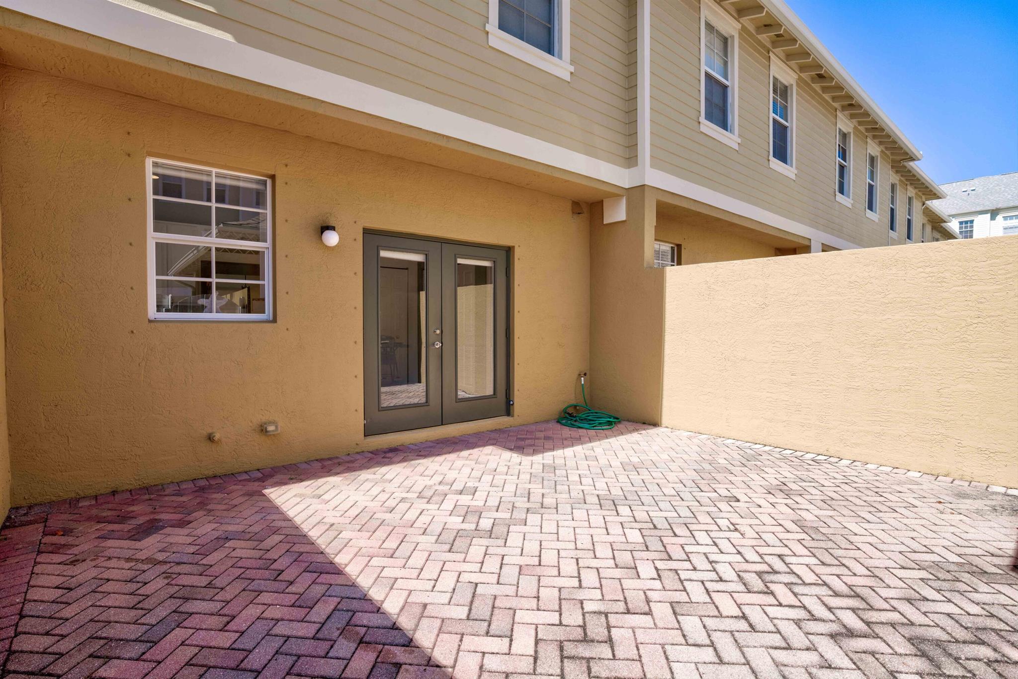 110 E Pigeon Plum Drive 106