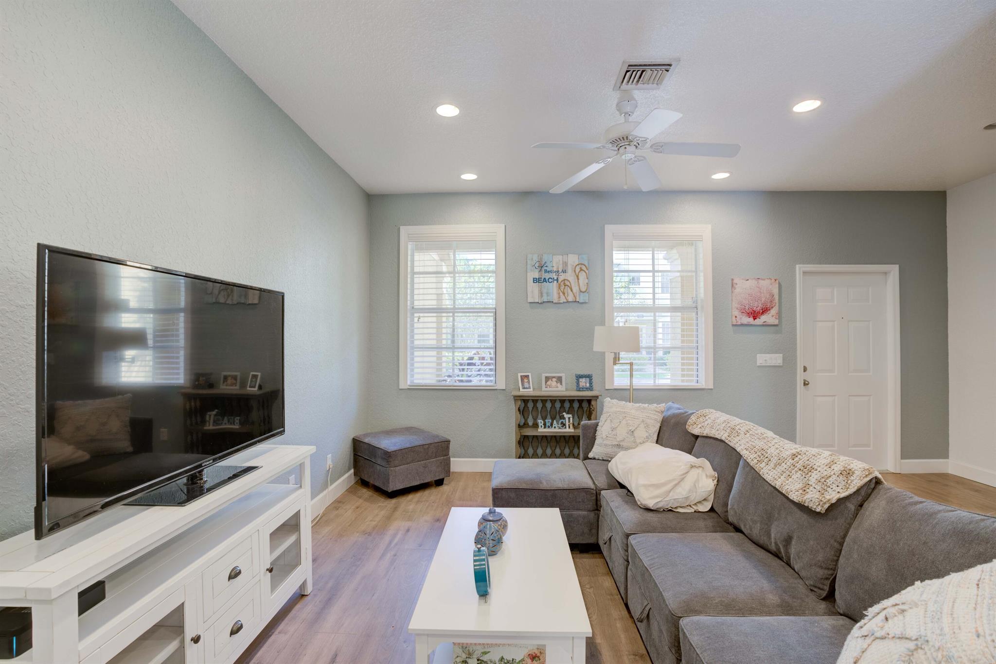 110 E Pigeon Plum Drive 106