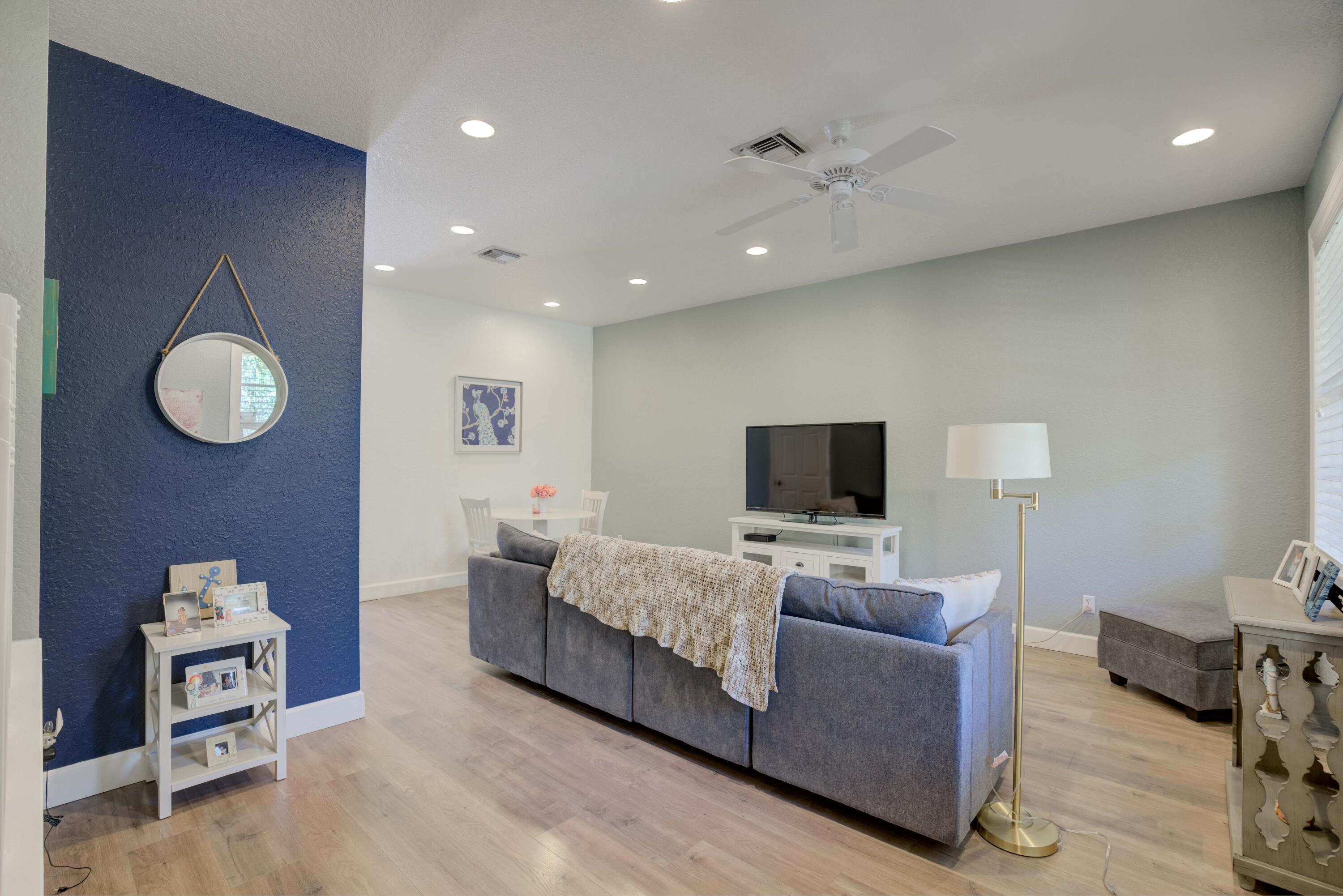 110 E Pigeon Plum Drive 106