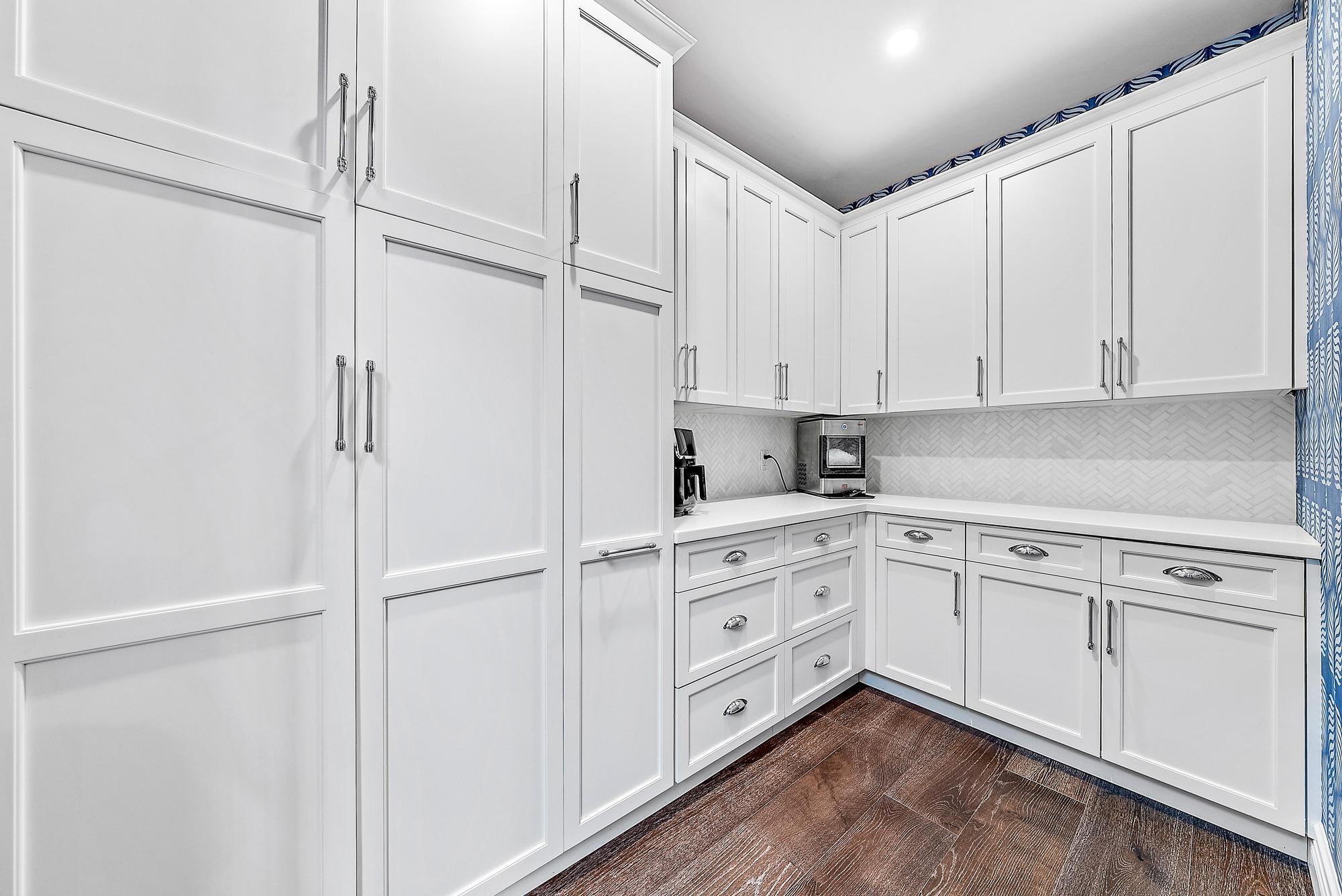 245 Edmor Road