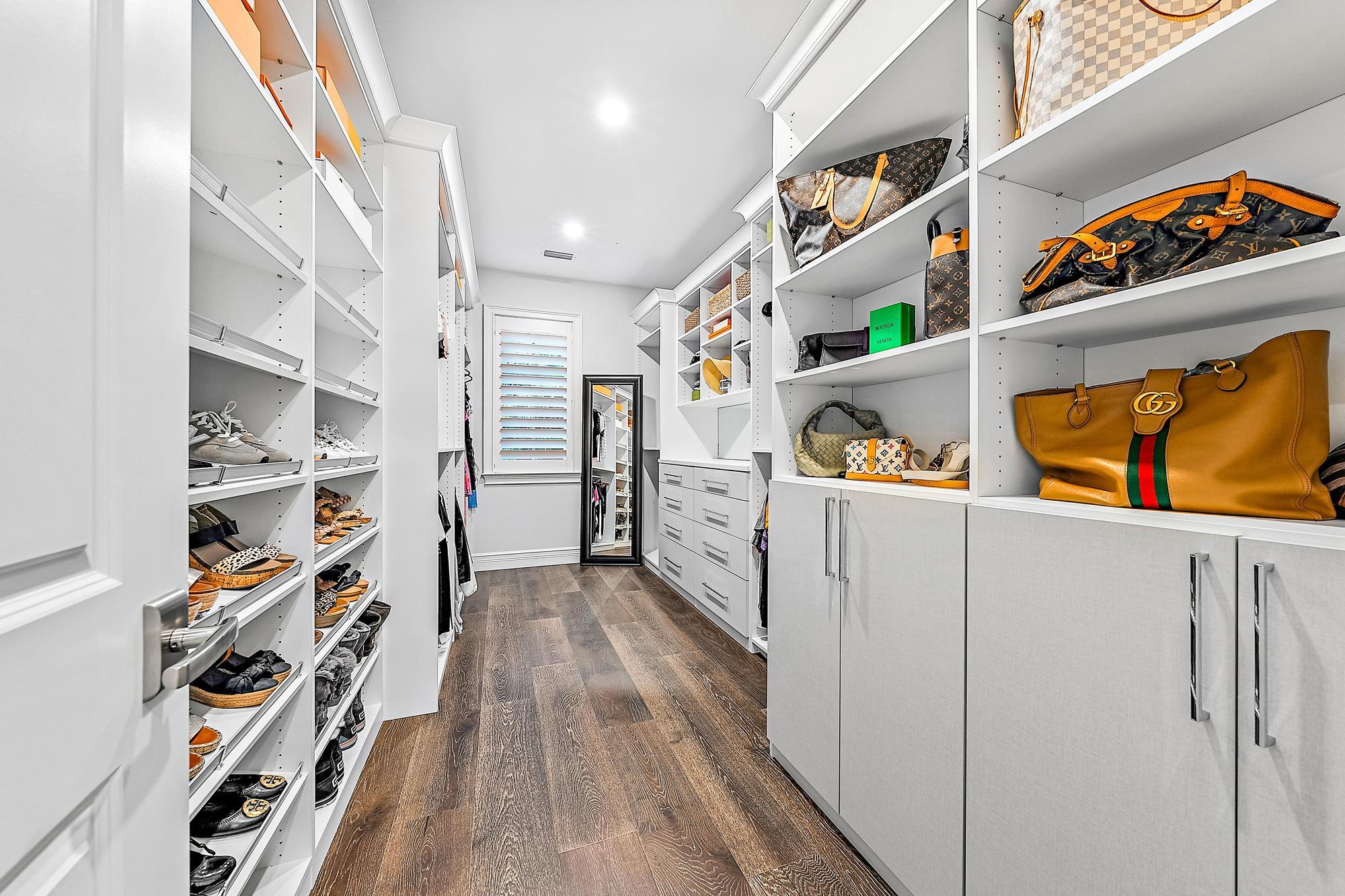 245 Edmor Road