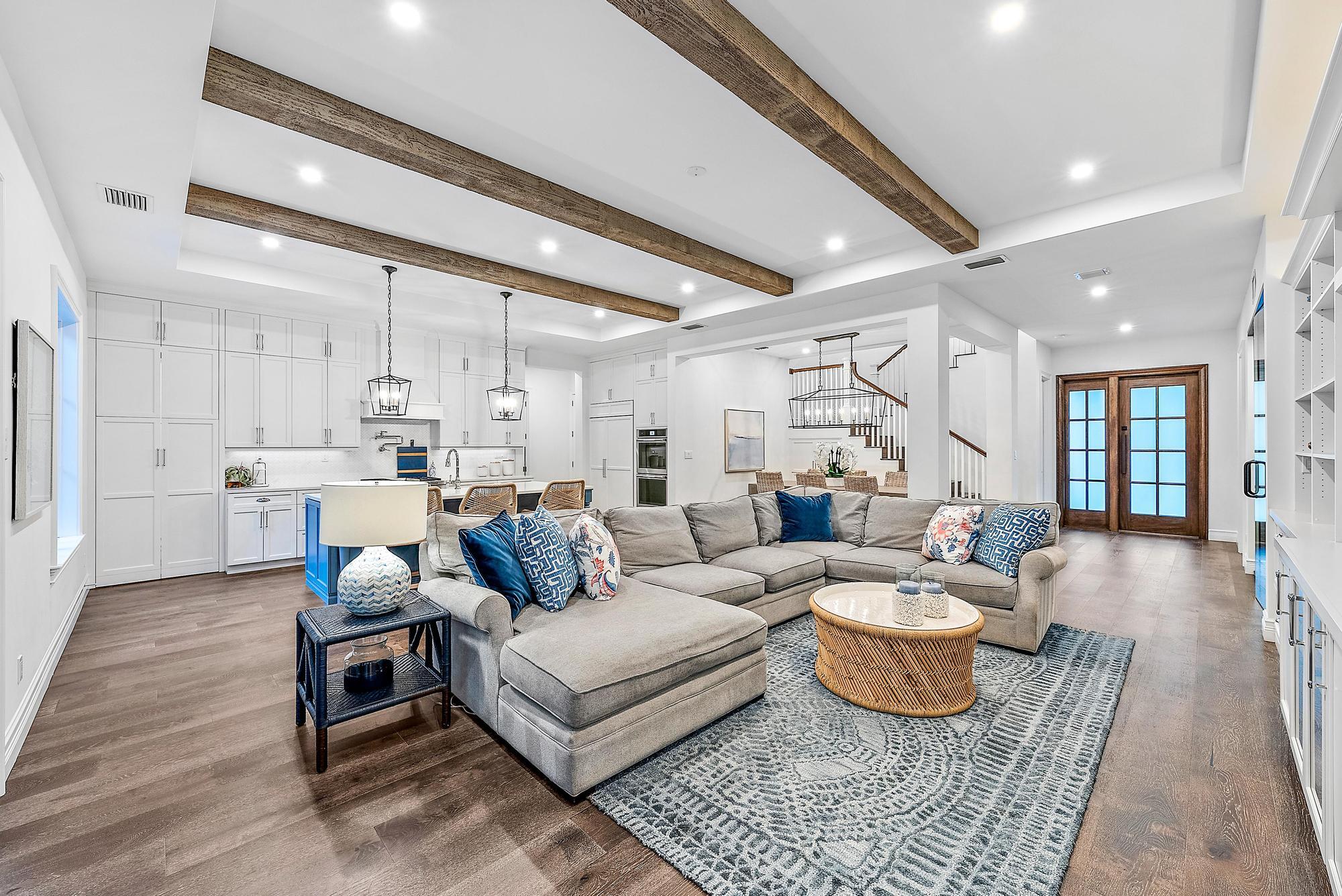 245 Edmor Road