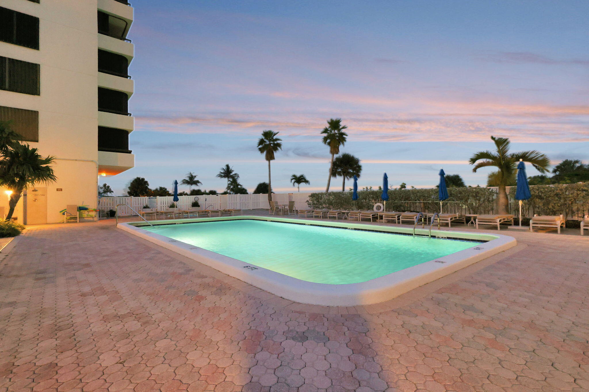 3100 N Highway A1a 1105