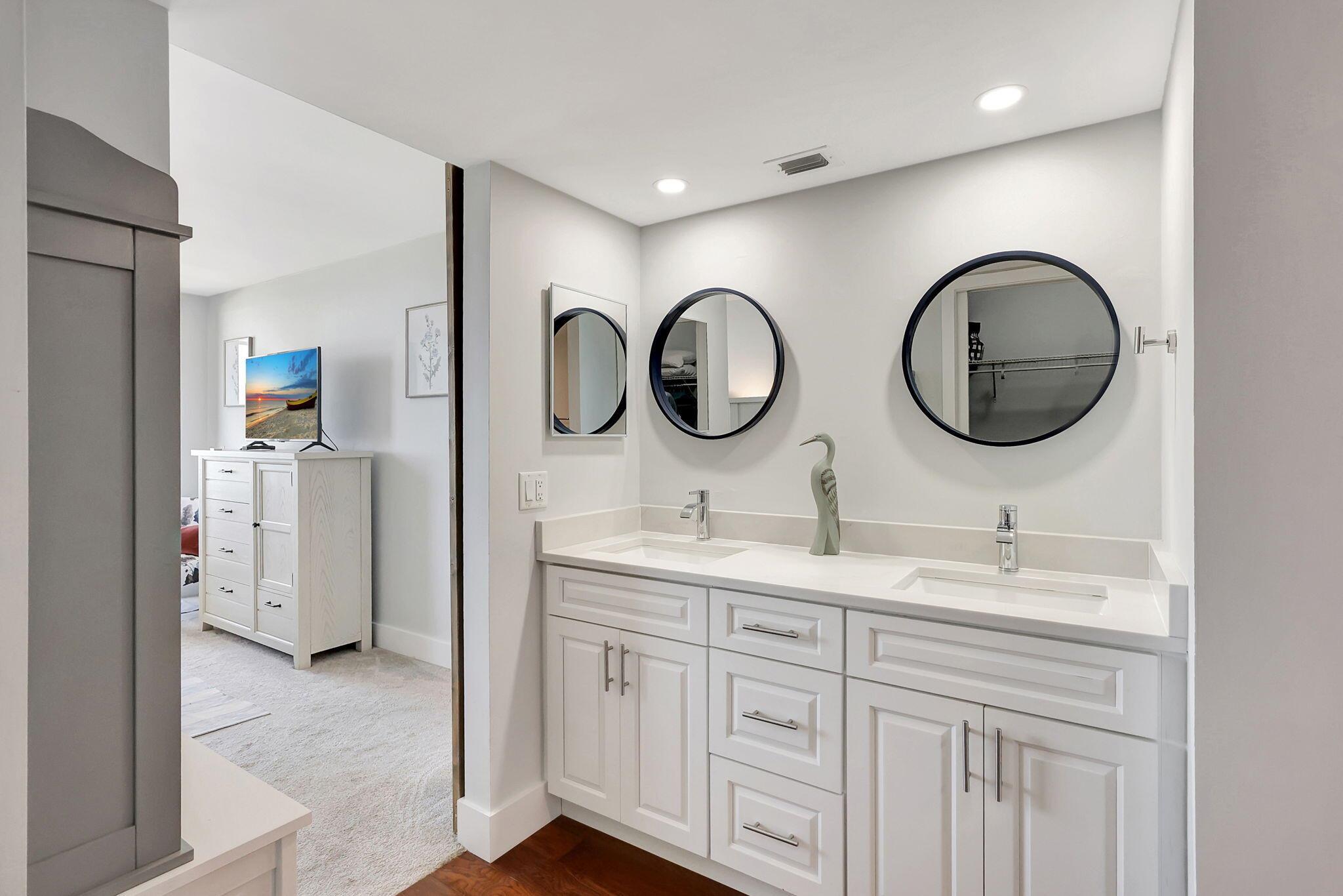 3100 N Highway A1a 1105