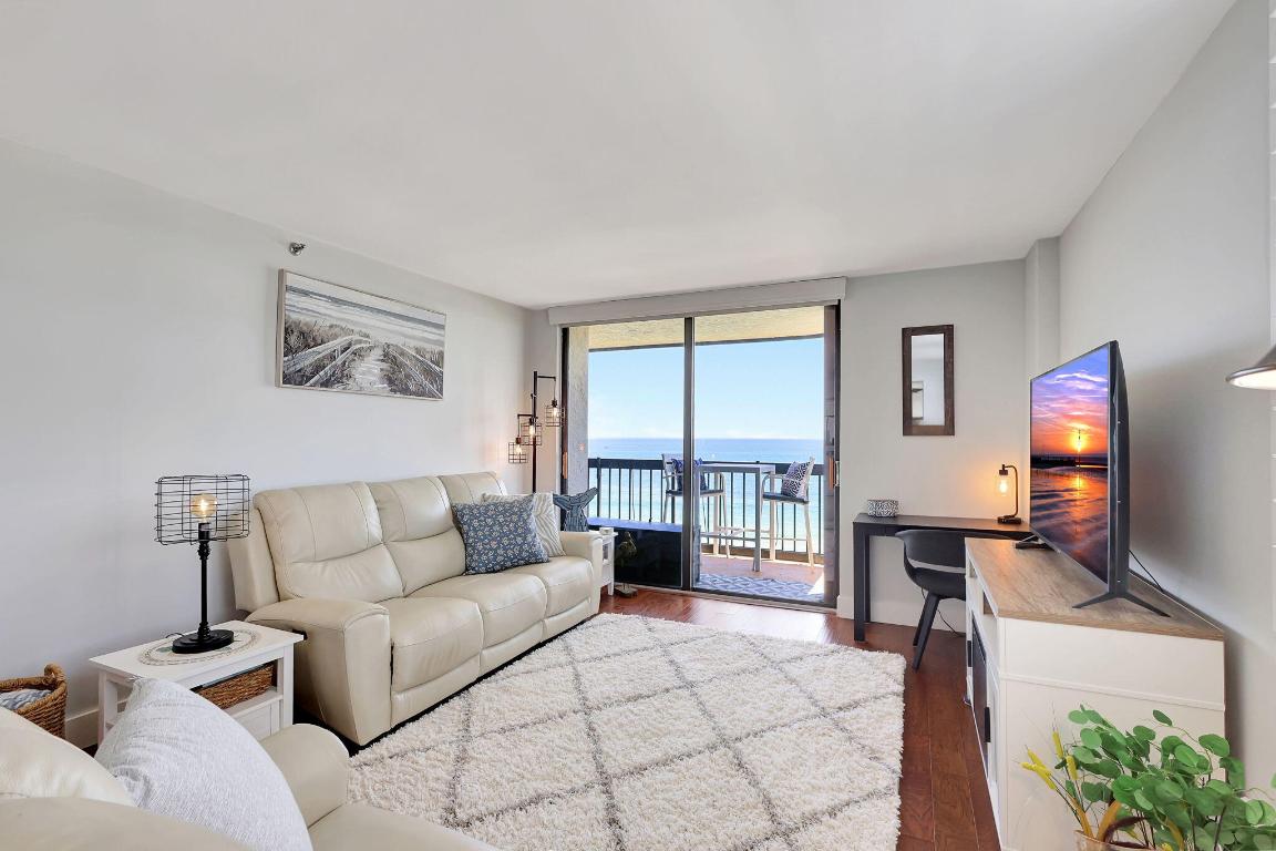 3100 N Highway A1a 1105