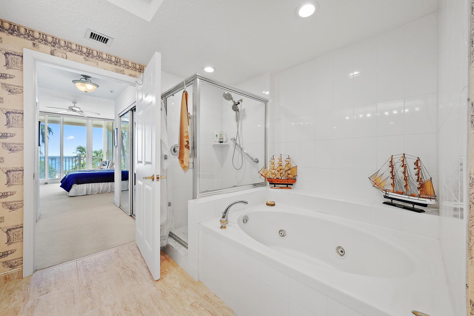 131 Ocean Grande Boulevard 402