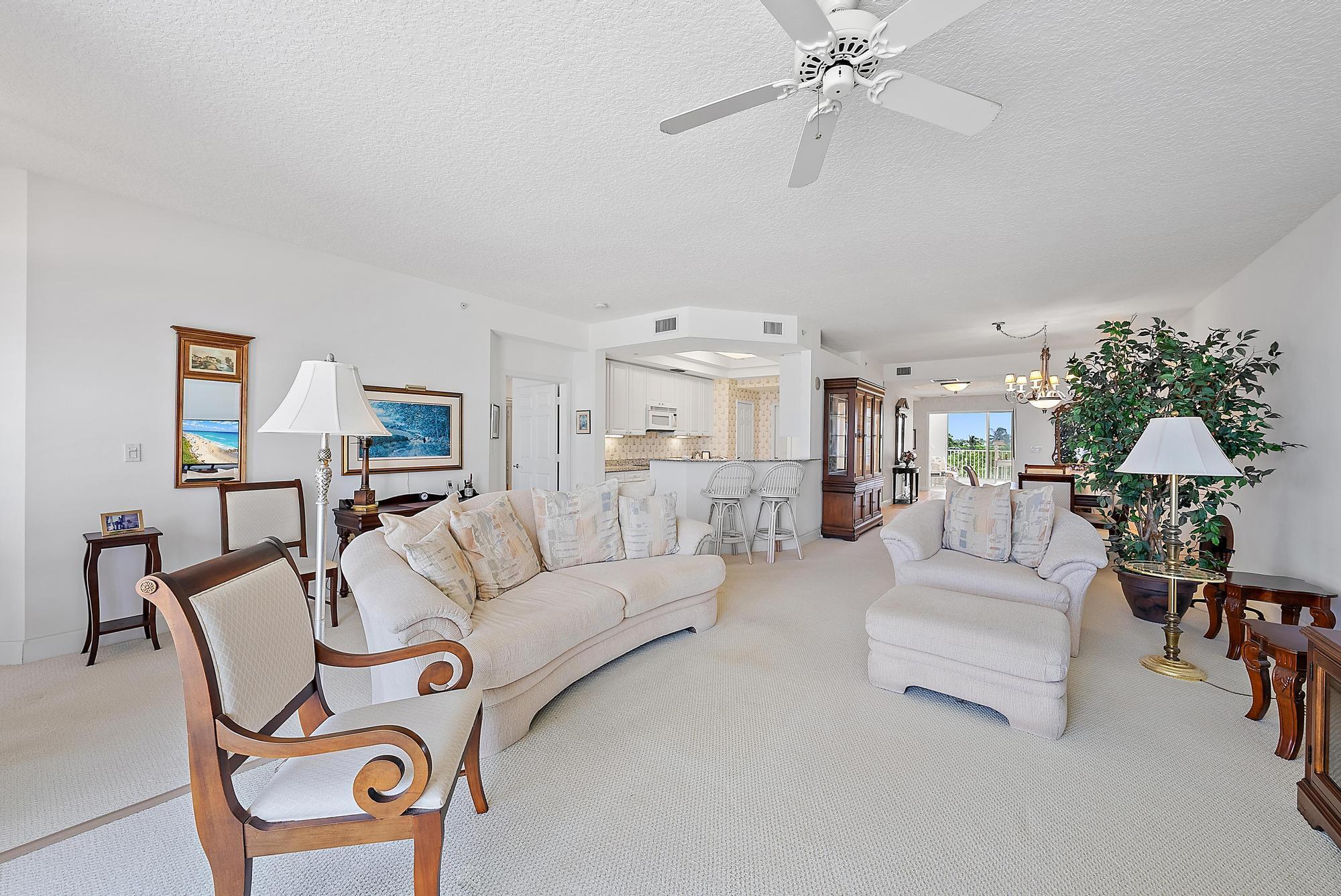 131 Ocean Grande Boulevard 402