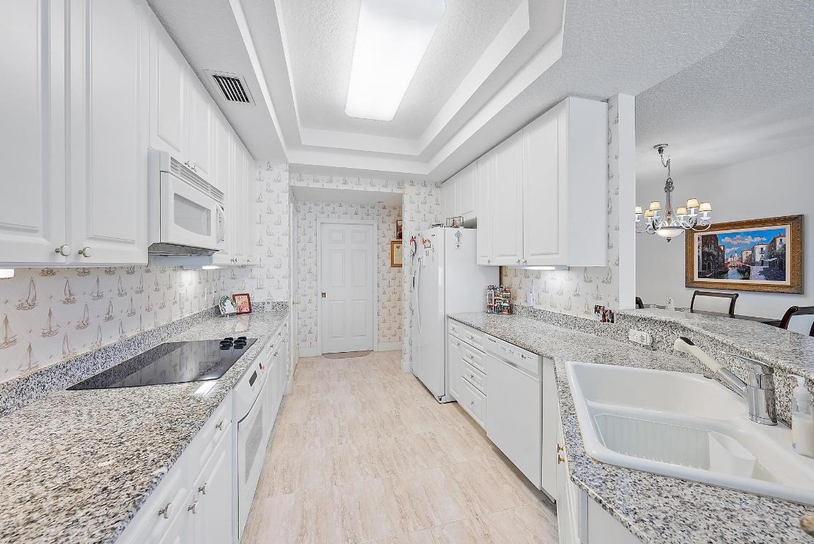 131 Ocean Grande Boulevard 402