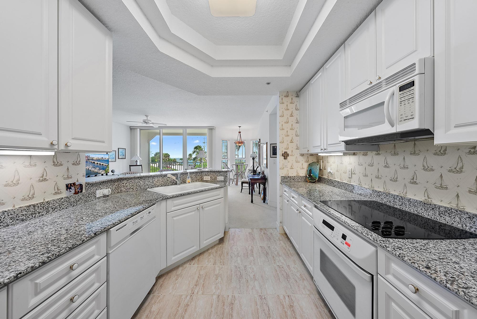 131 Ocean Grande Boulevard 402