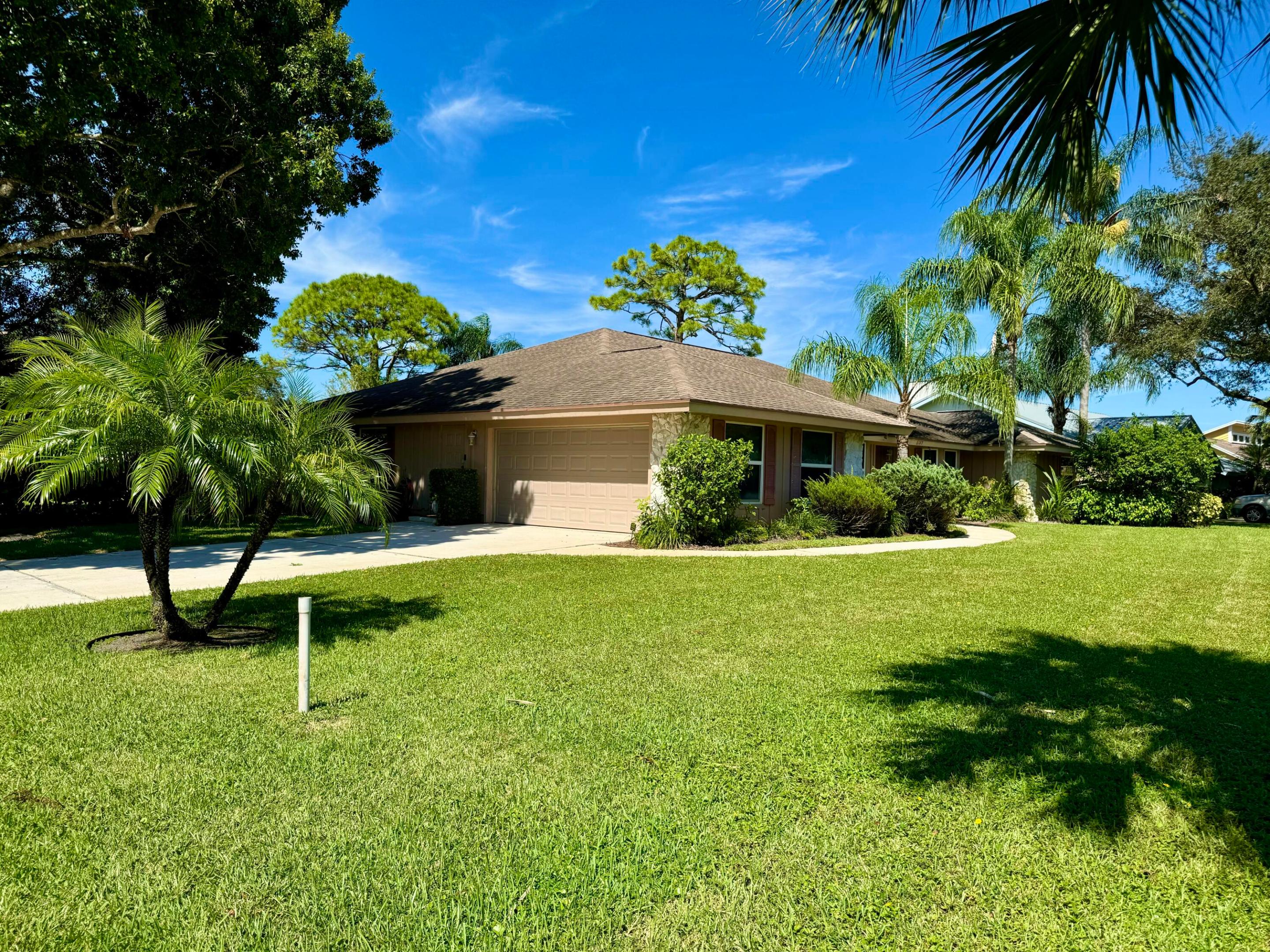 6147 Woodlake Road