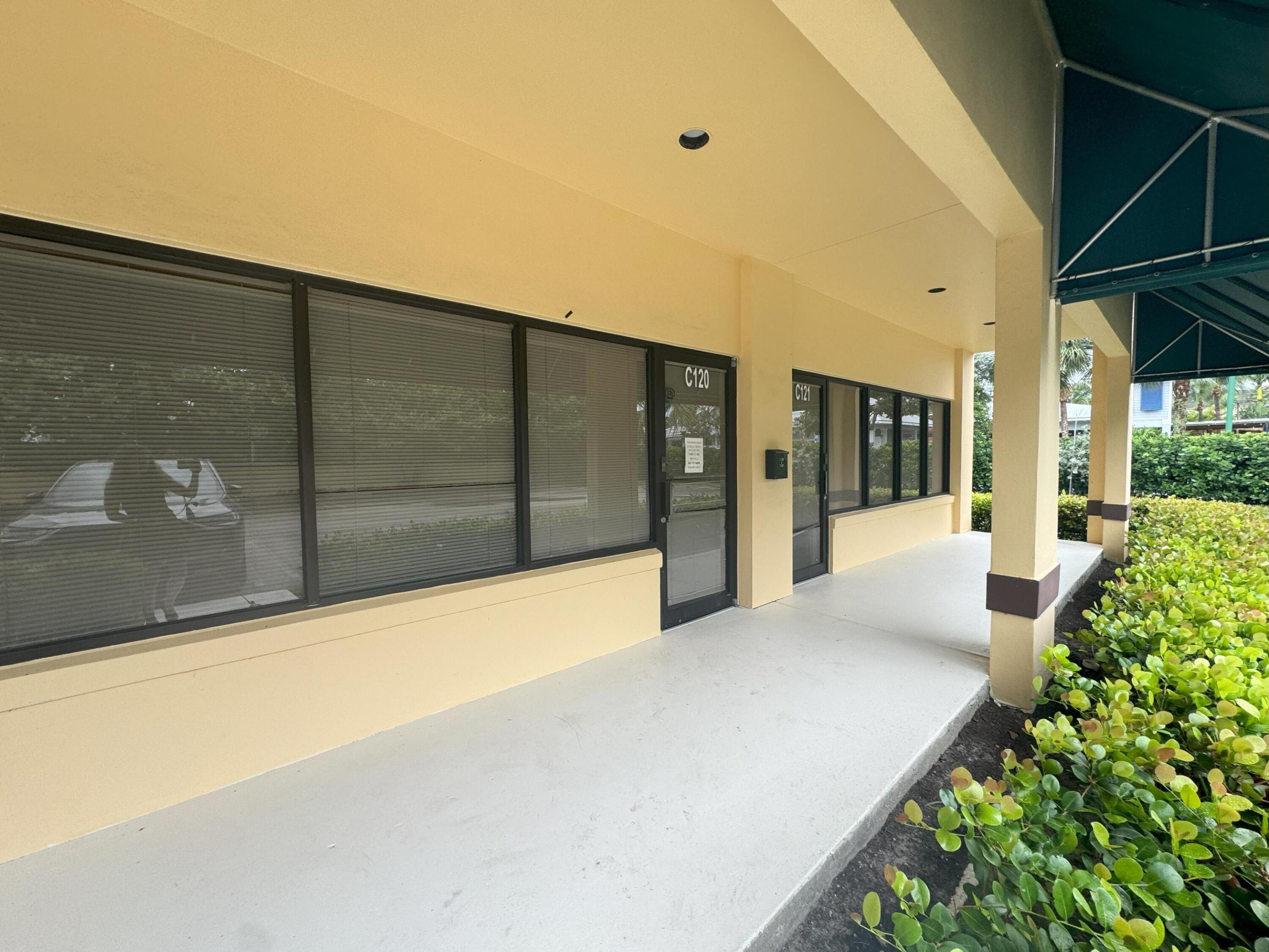 725 N Highway A1a C120 & C121