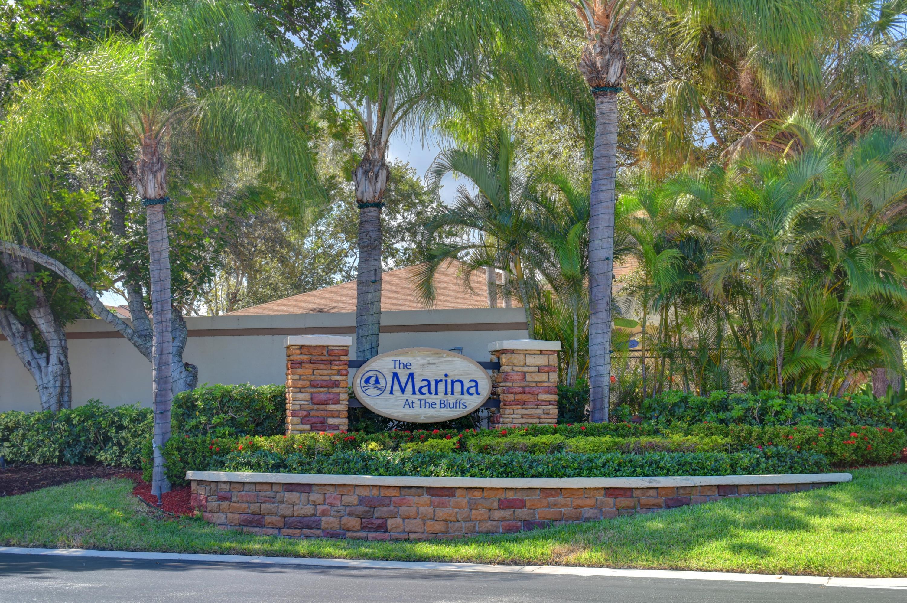 1301 Seafarer 305 Circle 305