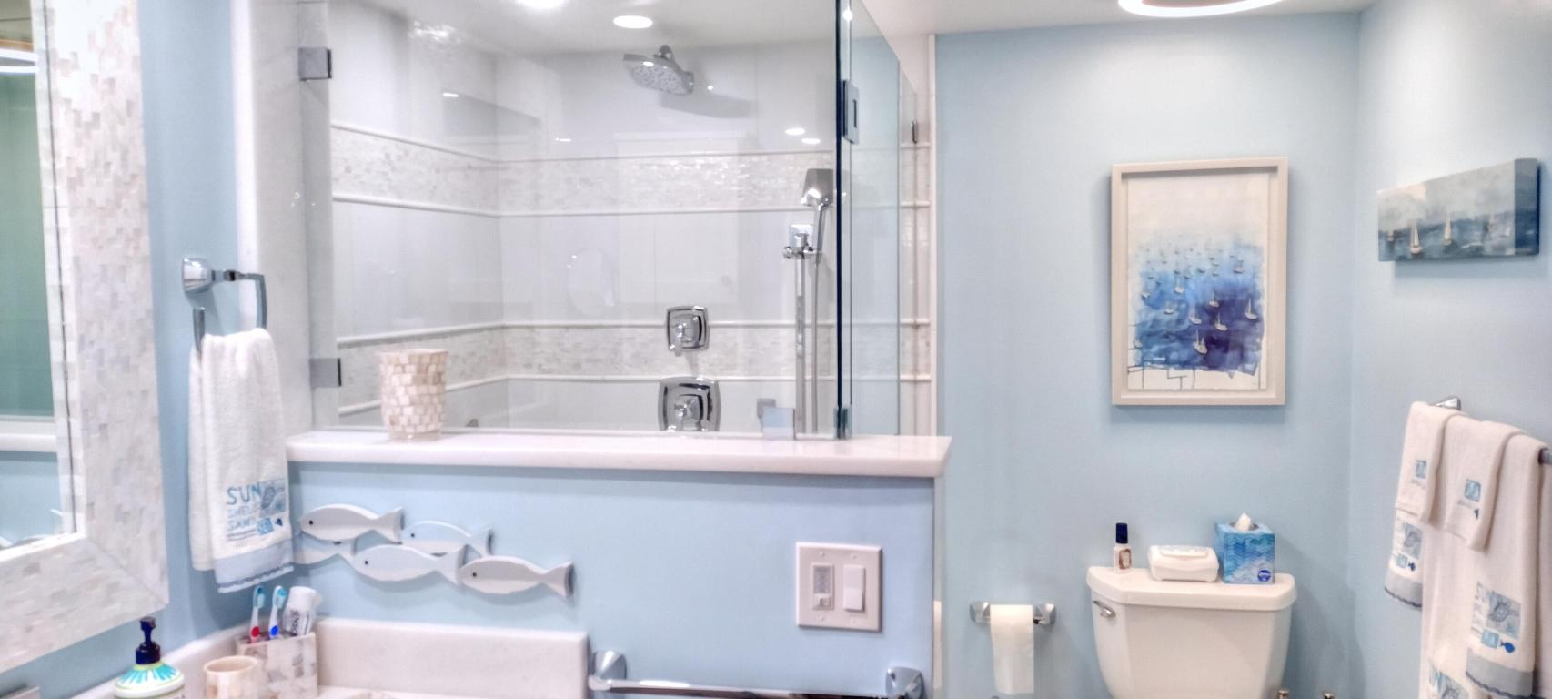 1301 Seafarer 305 Circle 305