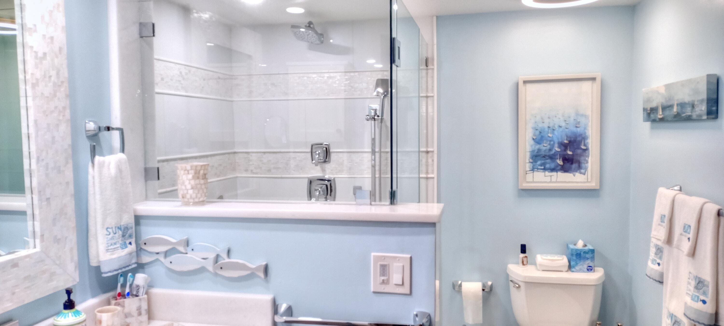 1301 Seafarer 305 Circle 305