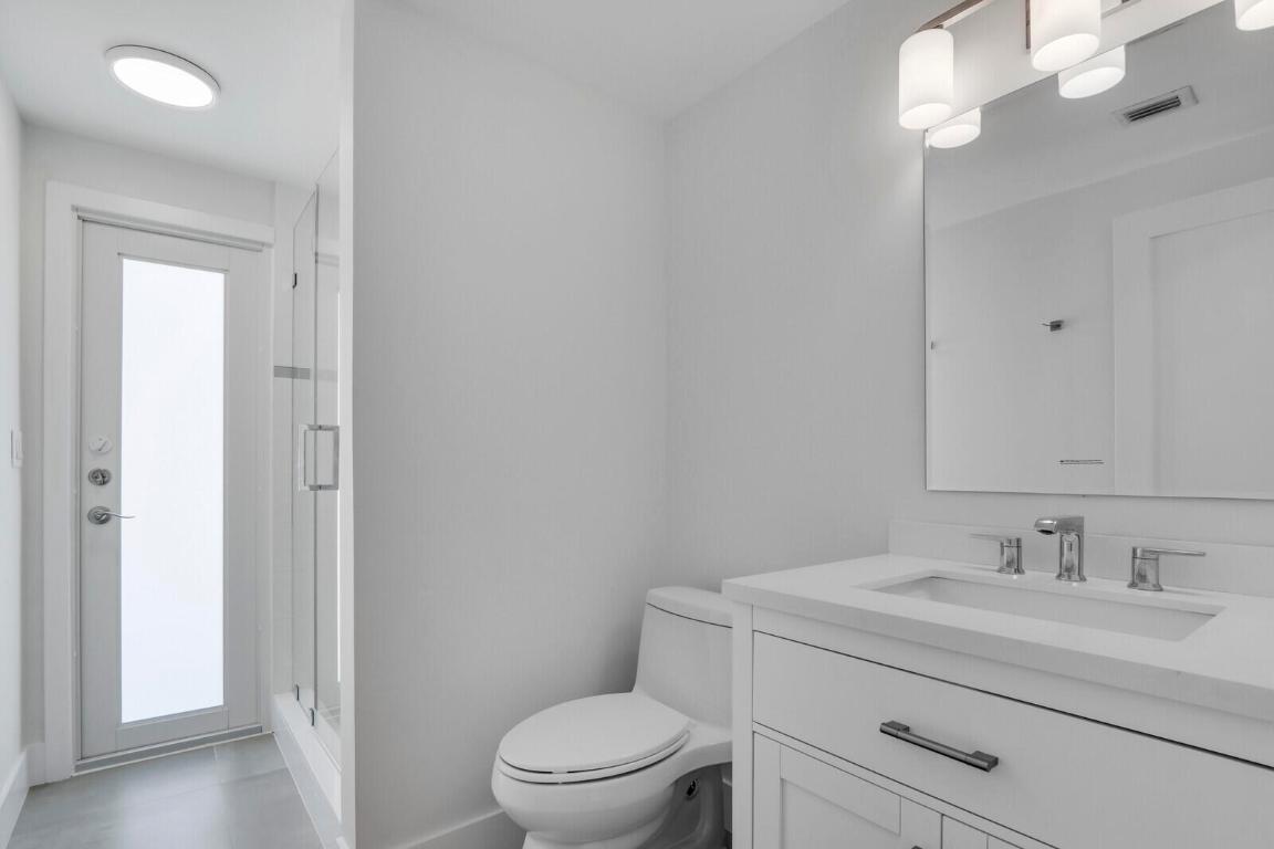 1801 S Us Highway 1 18d