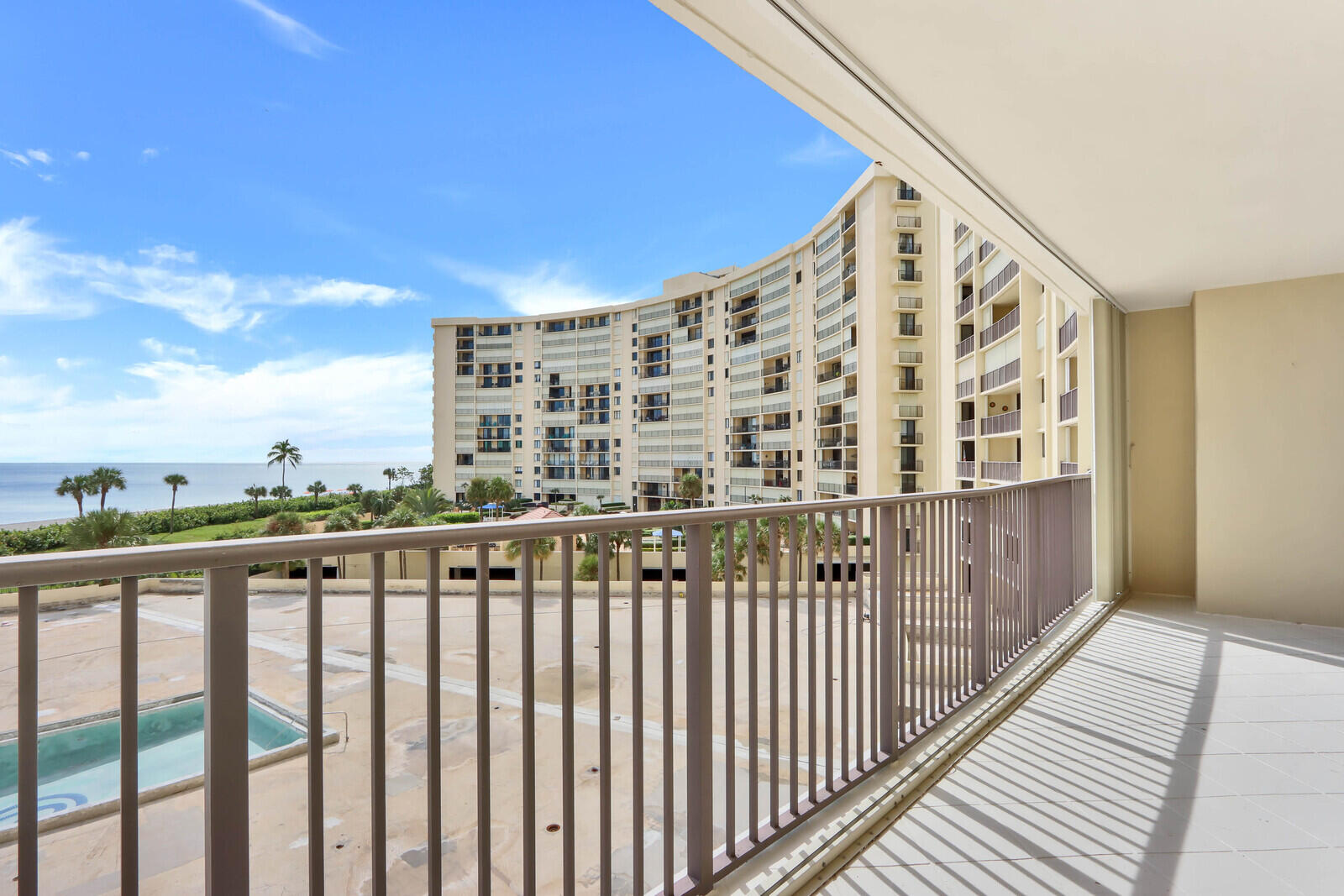 200 Ocean Trail Way 305