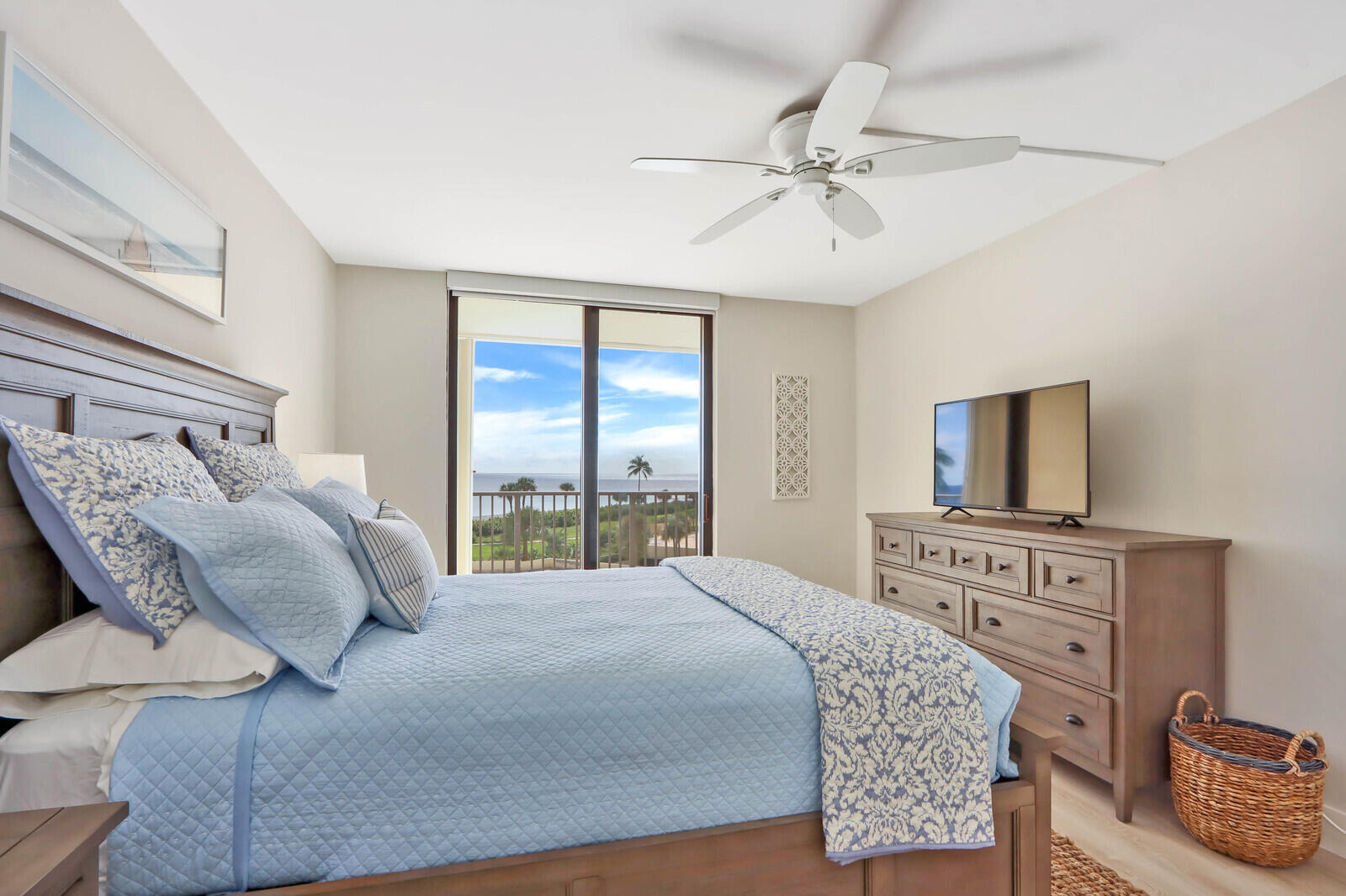 200 Ocean Trail Way 305