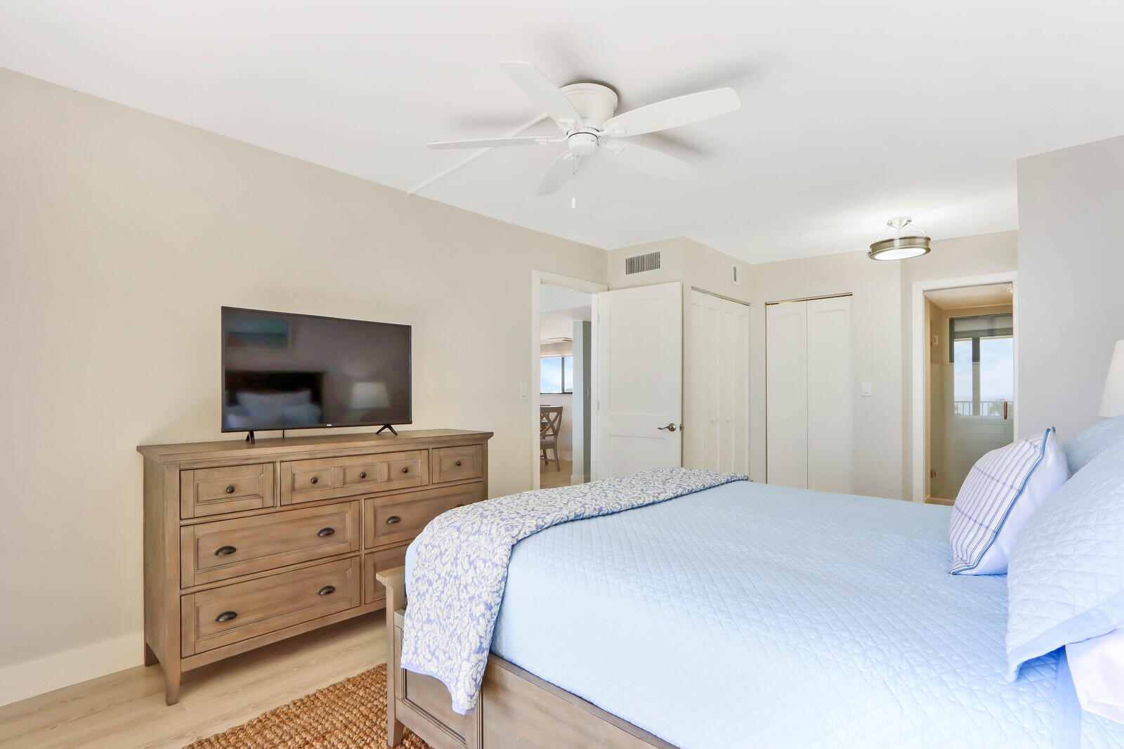200 Ocean Trail Way 305