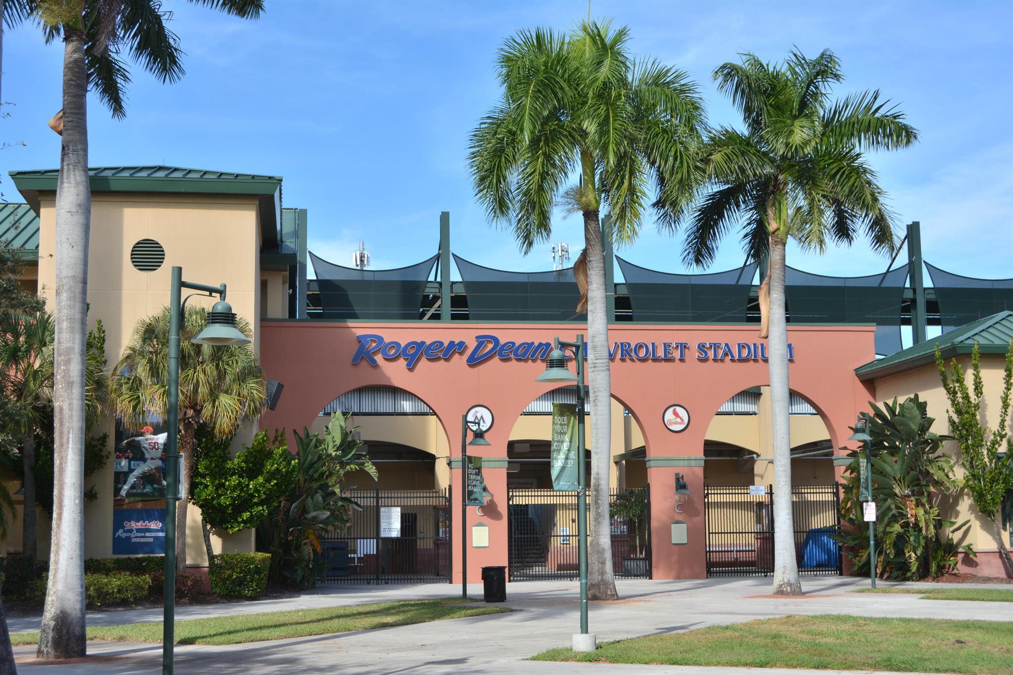 200 Ocean Trail Way 305
