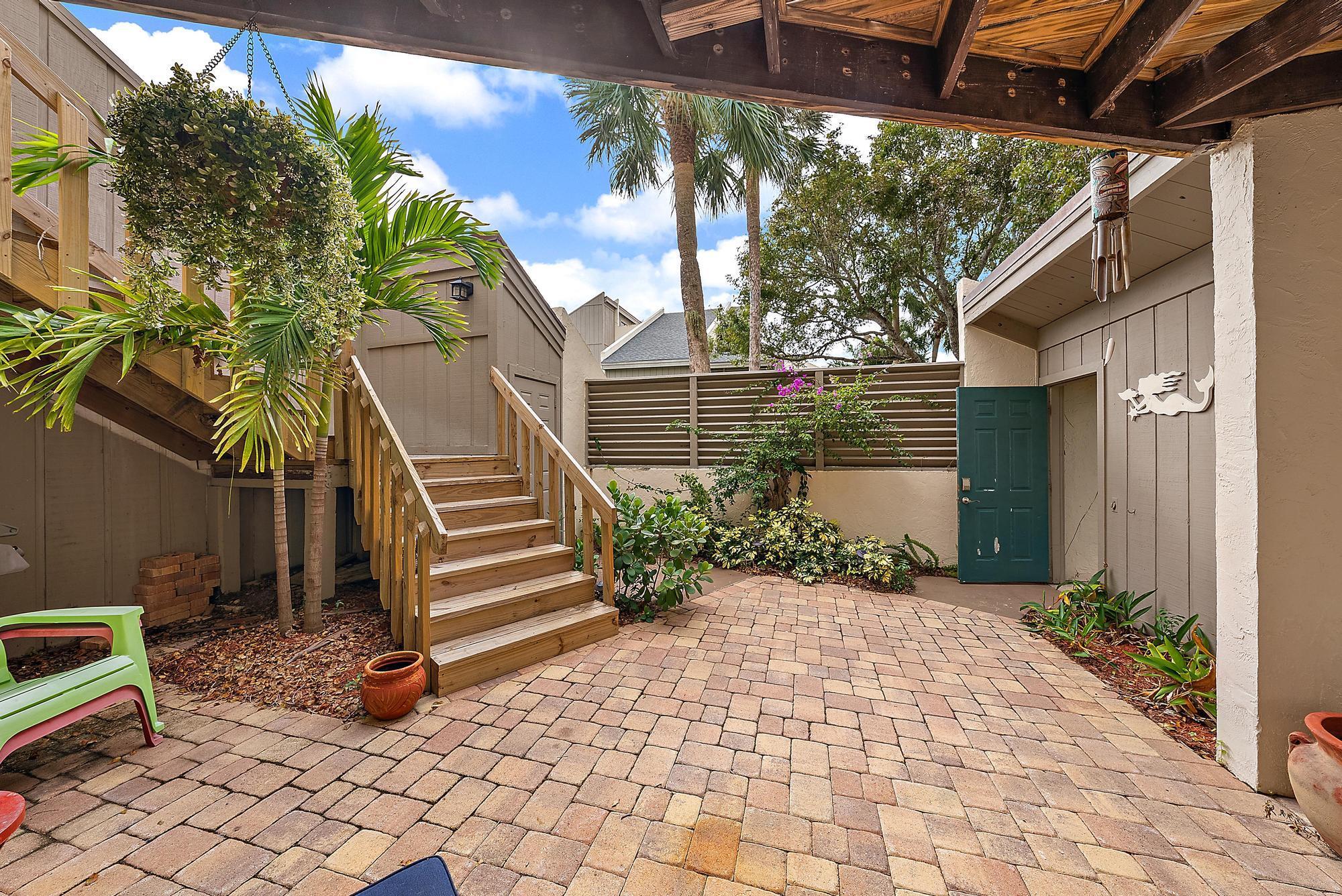 1605 S Us Highway 1 1h