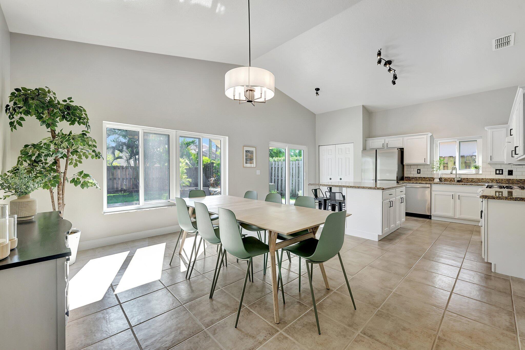 4632 SE Winter Haven Court