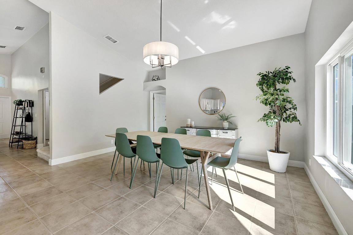 4632 SE Winter Haven Court