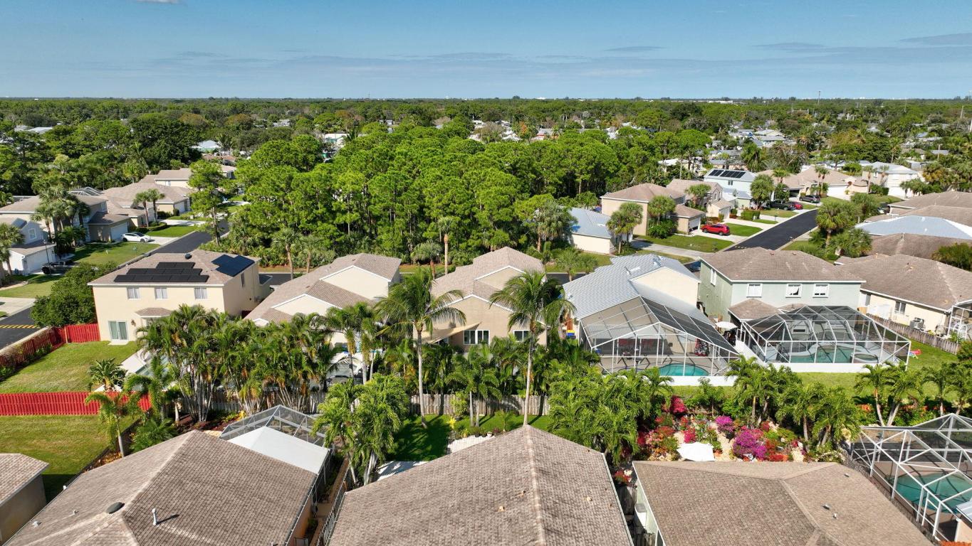 4632 SE Winter Haven Court