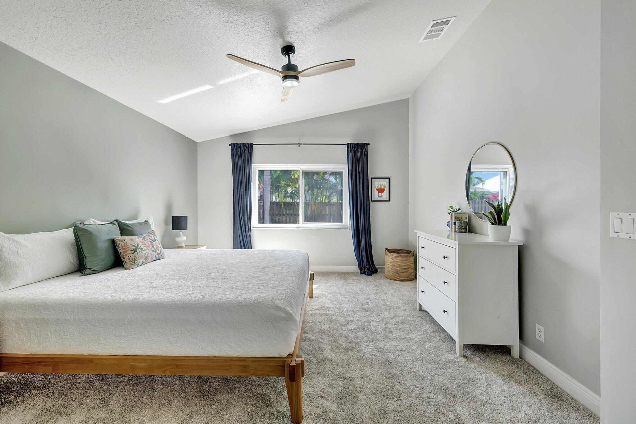 4632 SE Winter Haven Court