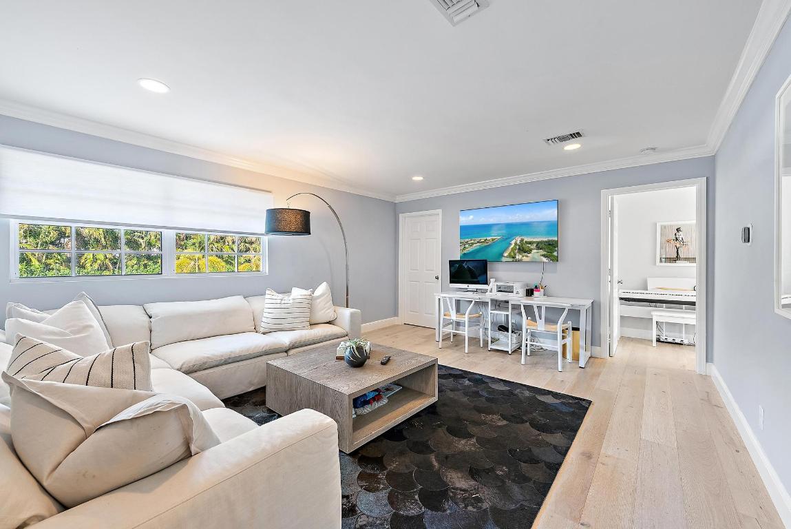 12147 Captains Landing