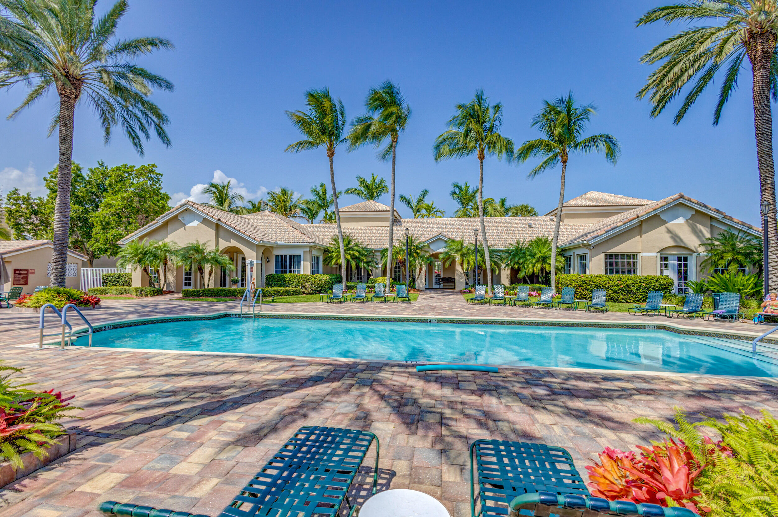 242 Village Boulevard 2209