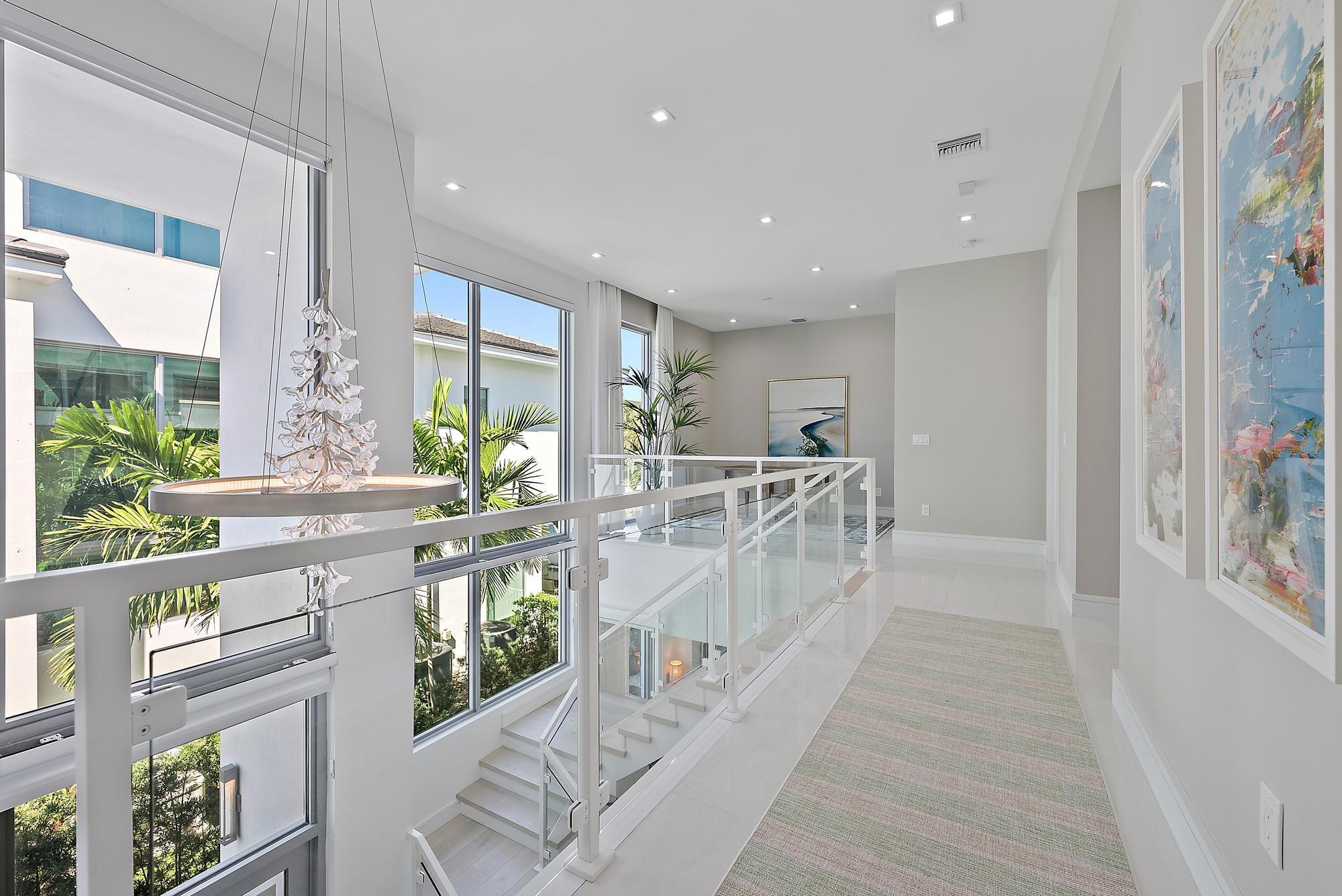 419 Ocean One Lane