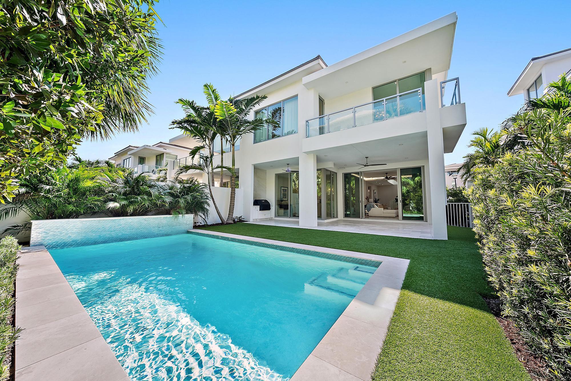419 Ocean One Lane