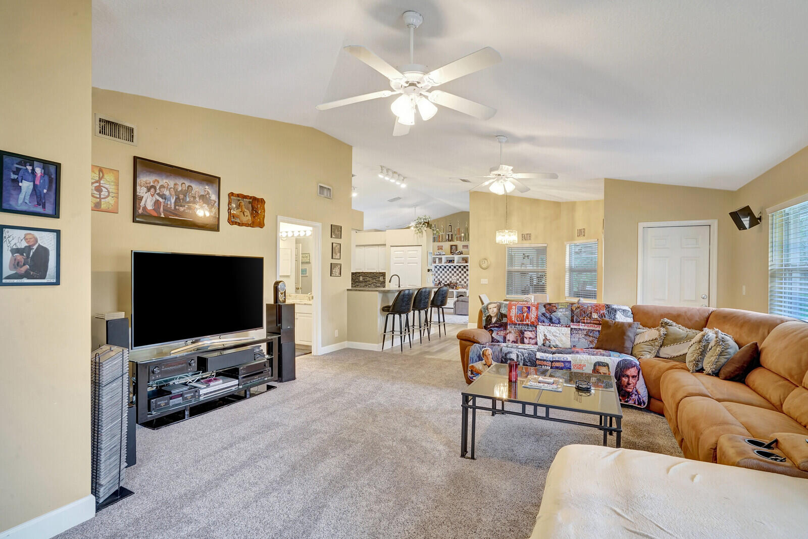 7775 Coconut Boulevard