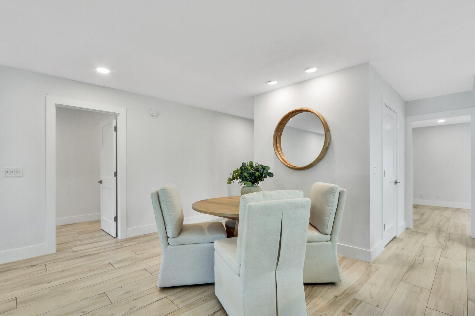 17026 Bay Street