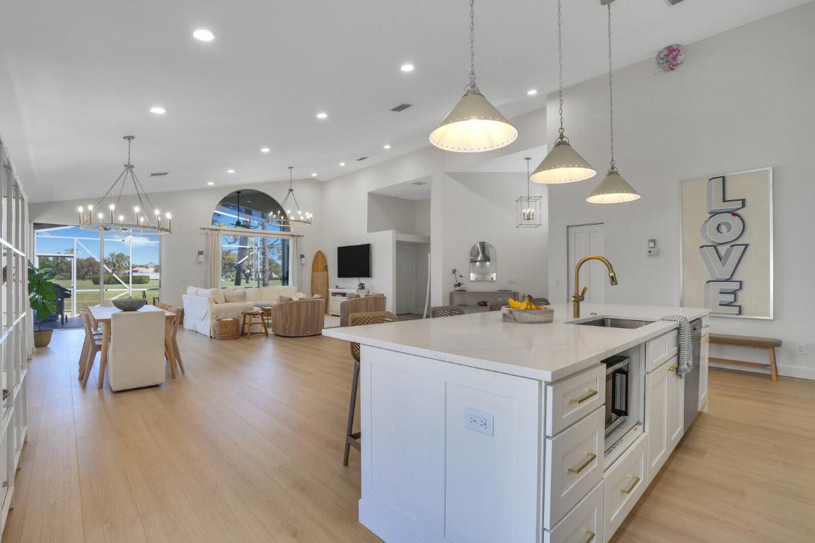 12932 Touchstone Place