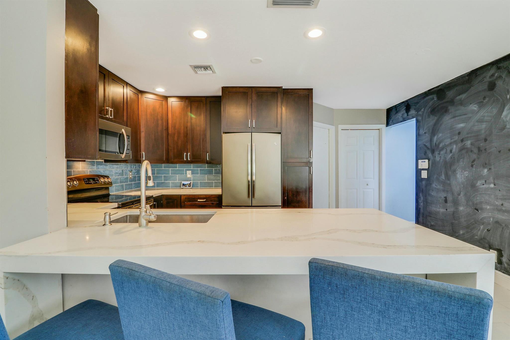 9125 SE Deerberry Place