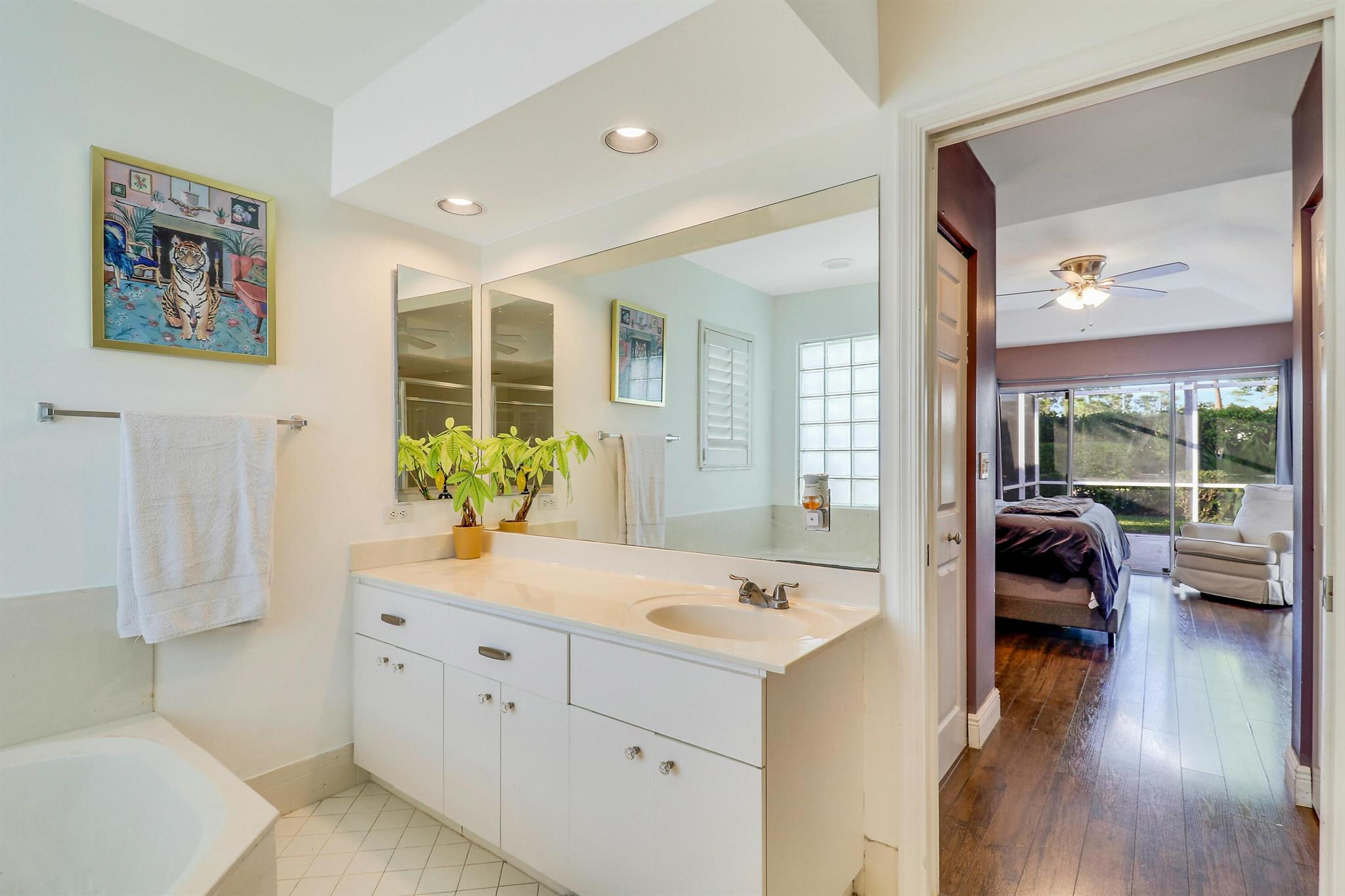 9125 SE Deerberry Place