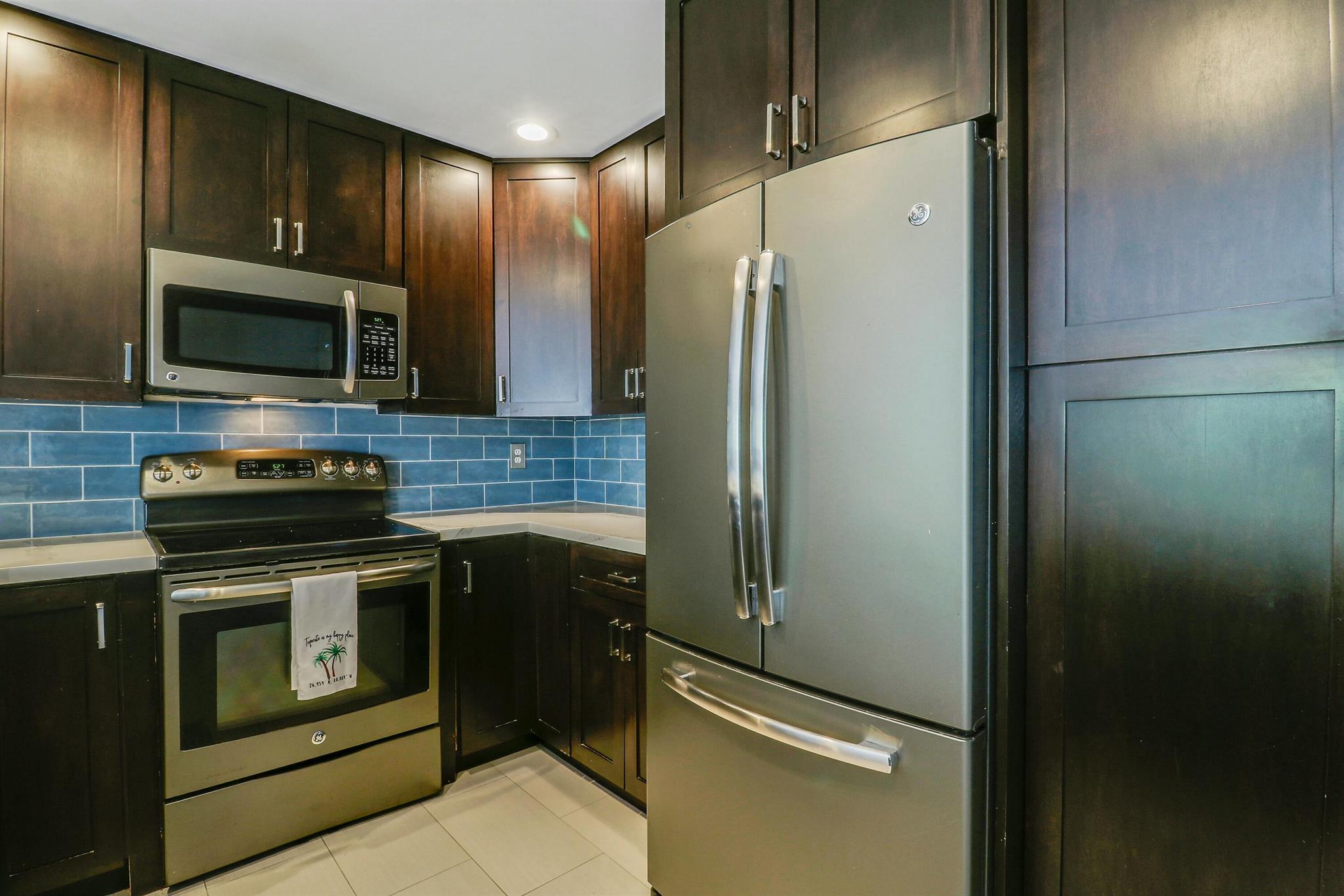 9125 SE Deerberry Place