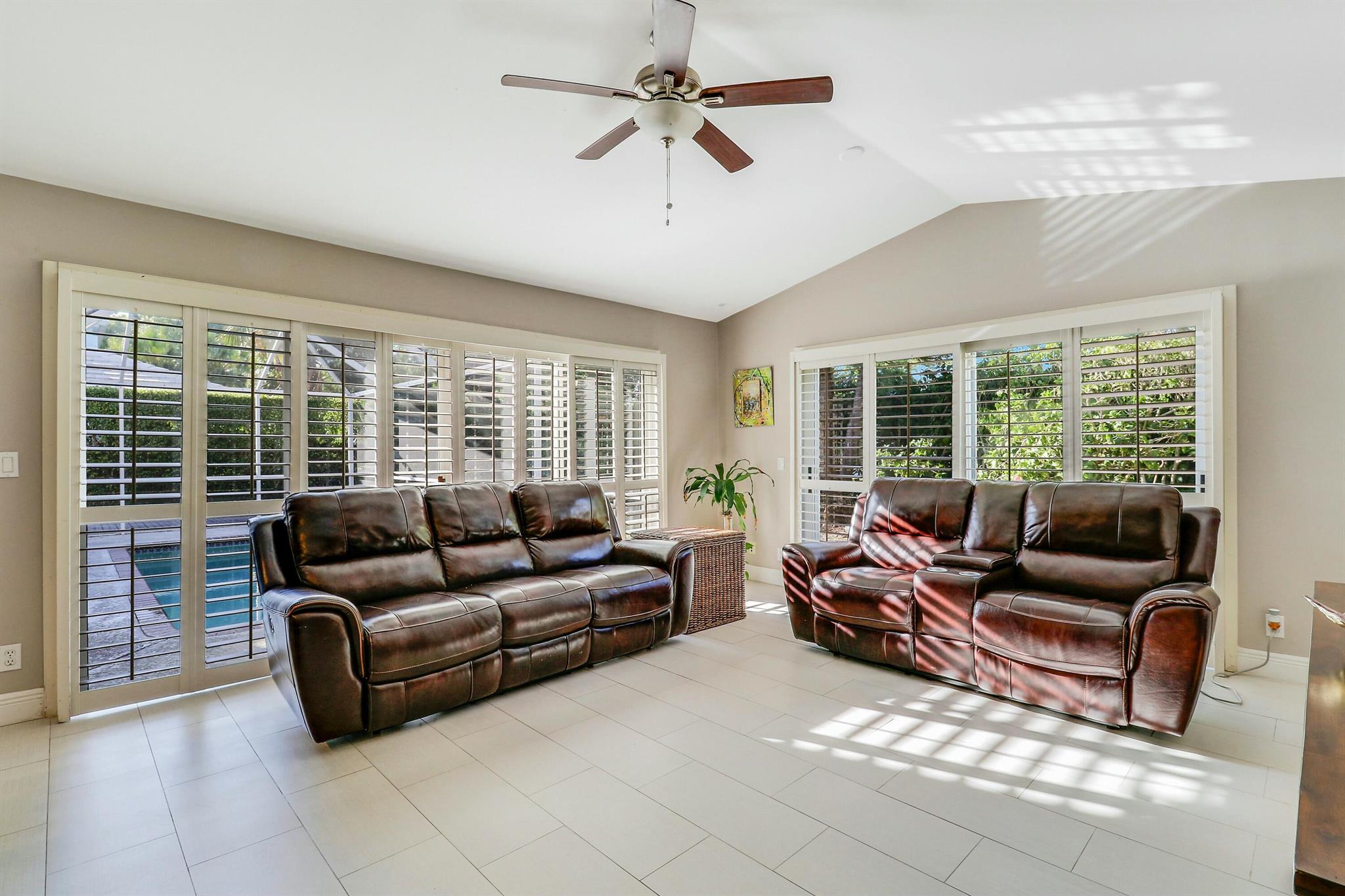 9125 SE Deerberry Place