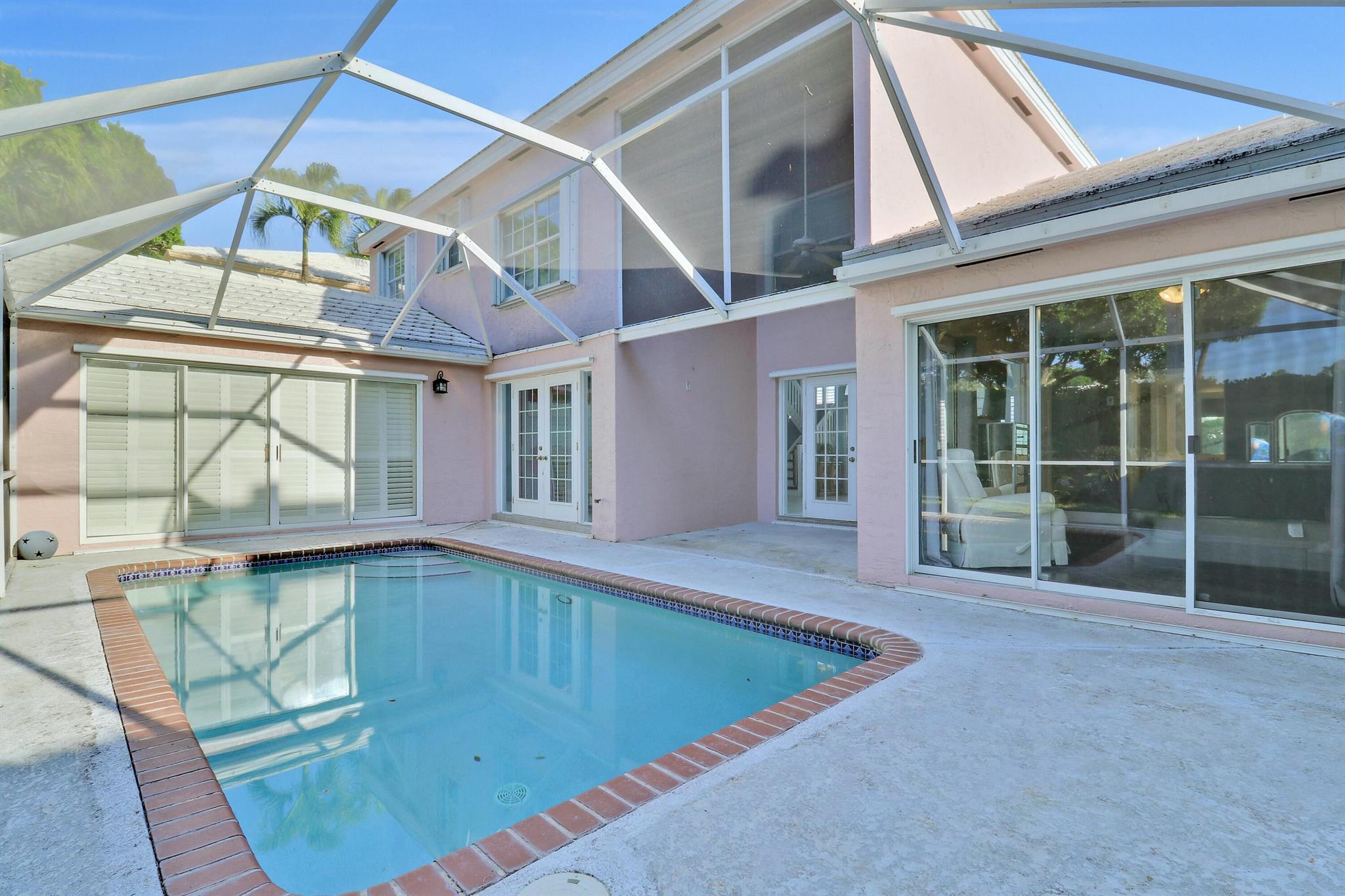 9125 SE Deerberry Place