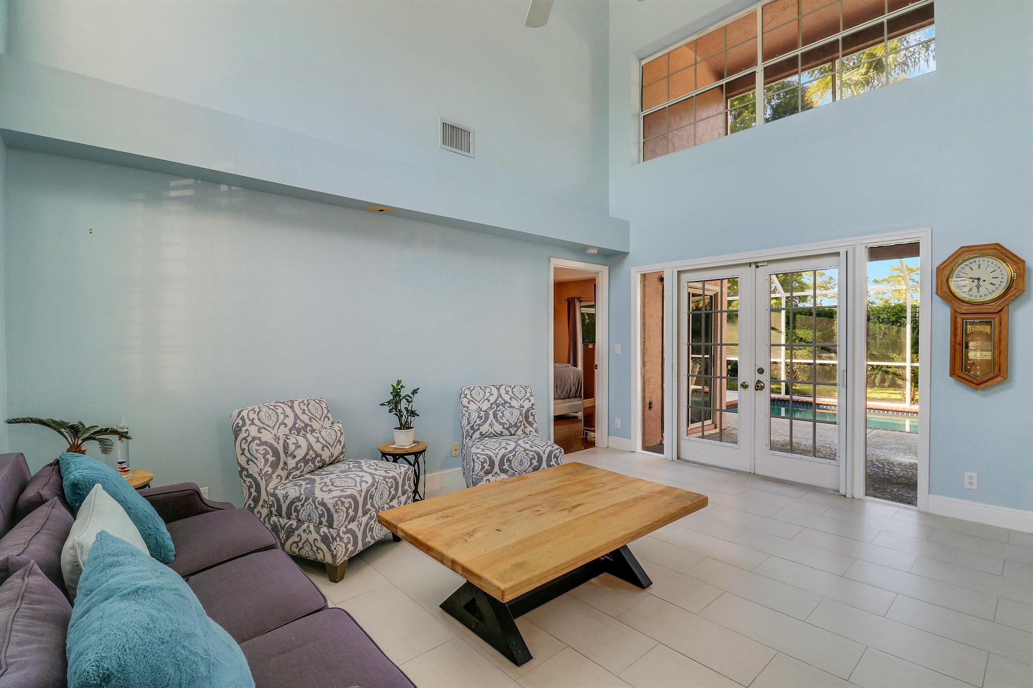 9125 SE Deerberry Place