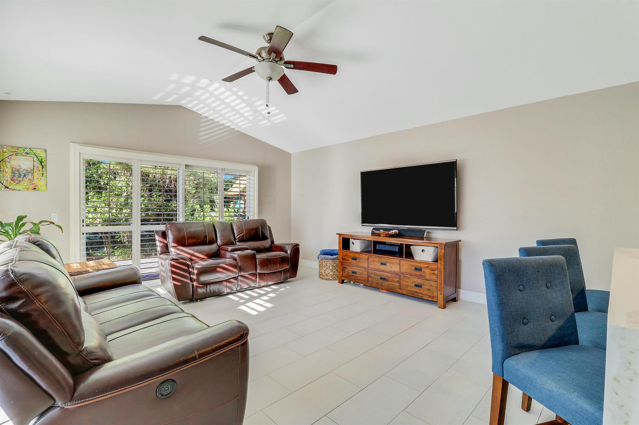 9125 SE Deerberry Place